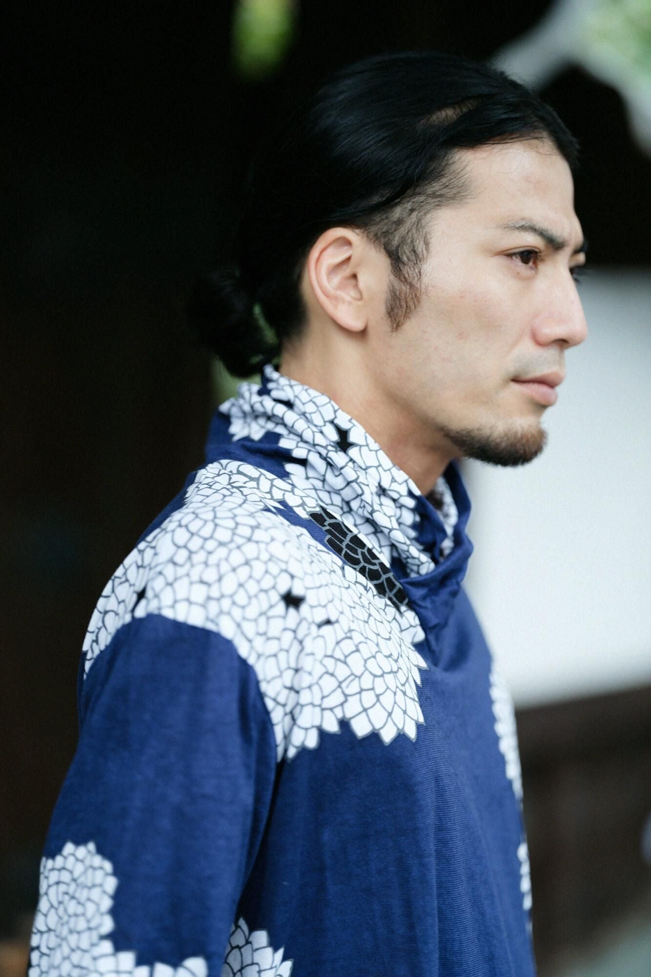 에리마키지반／구름사이에 국화 잘 자요 (료야)