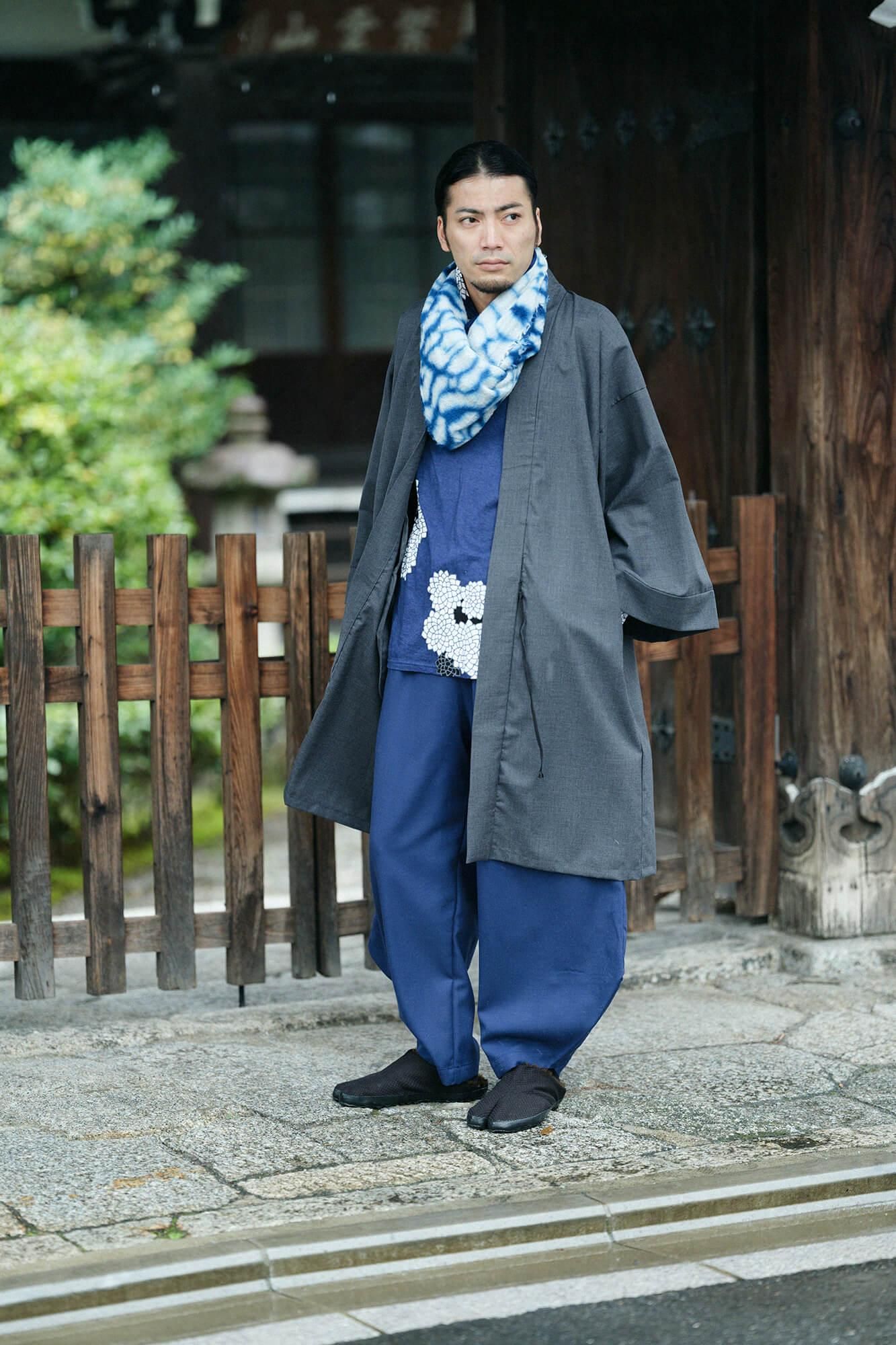 PAULINE JERICHO ショール 襟巻き 染め ブルーフォックス PAULINE JERICHO ショール 襟巻き 染め ブルーフォックス - メルカリ