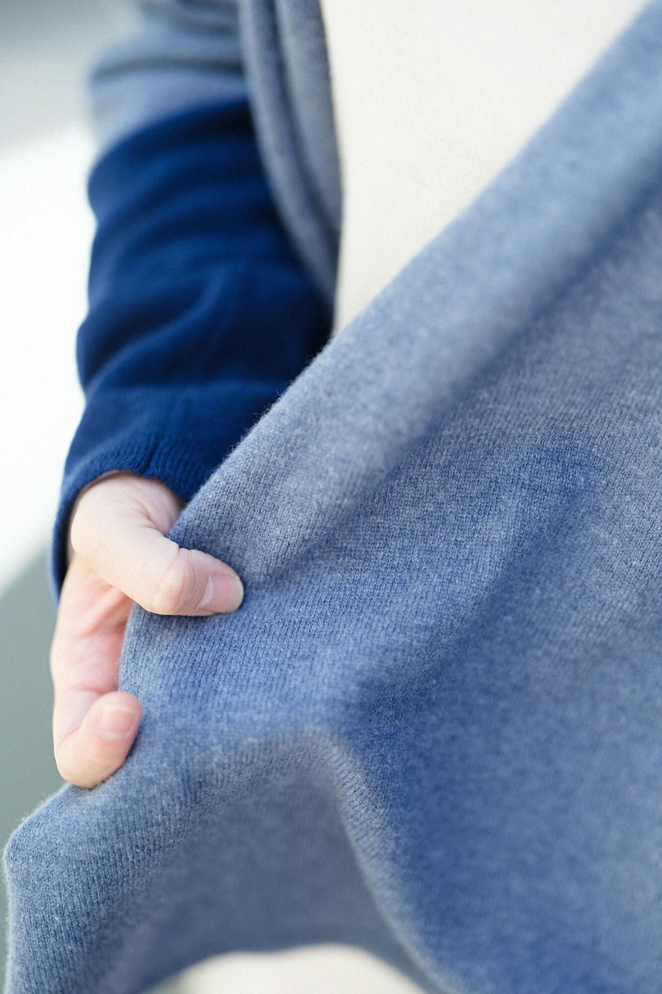 SOU・SOU×ALPHA羊絨雙色袖和裝針織衫／灰藍色衣身