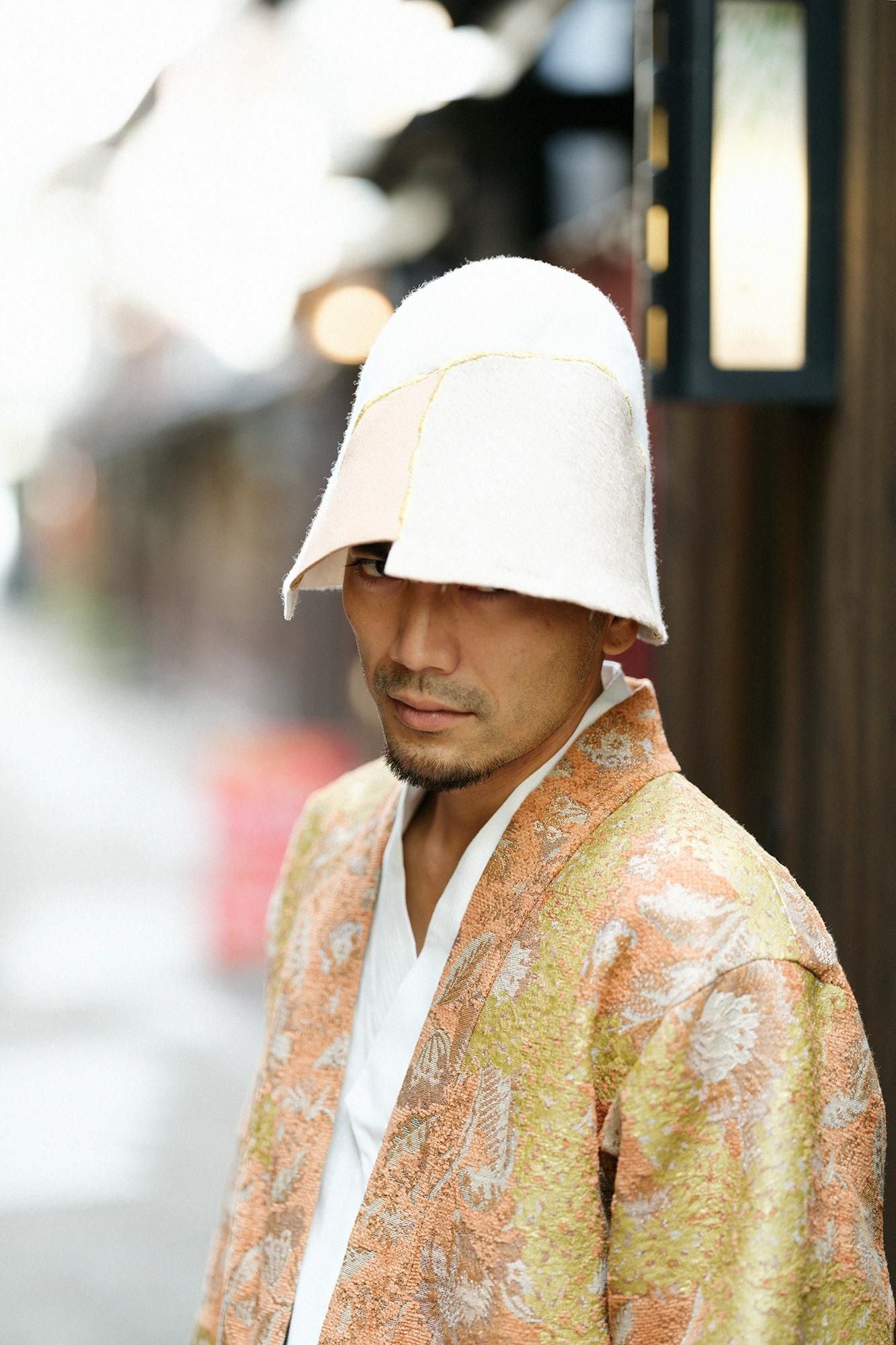 Yobitsugikan/milchiges Weiß