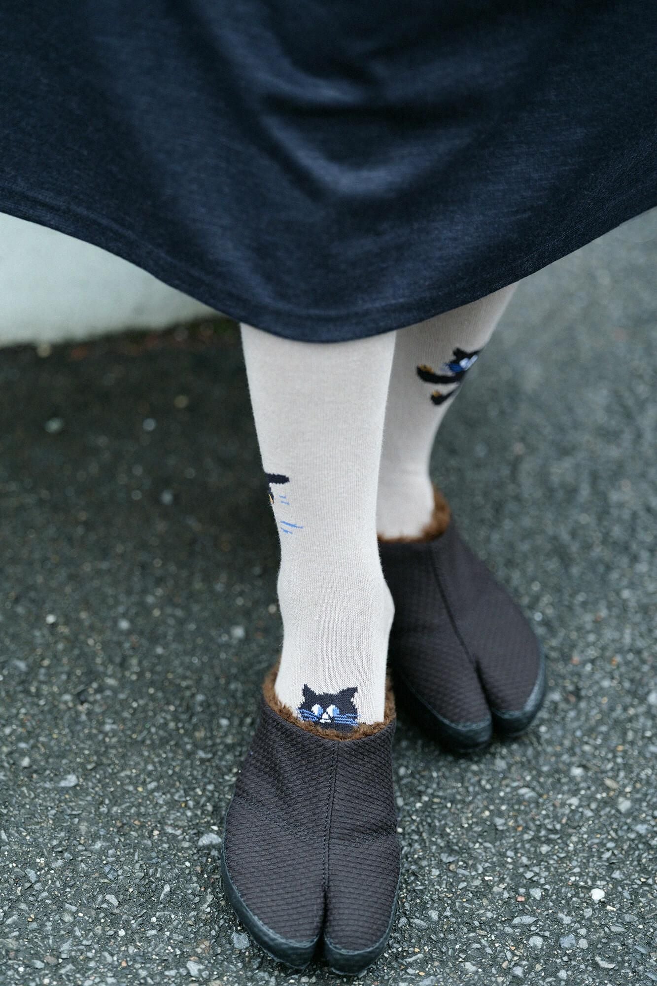 Tabi Tights／Cat Light Greyish Brown