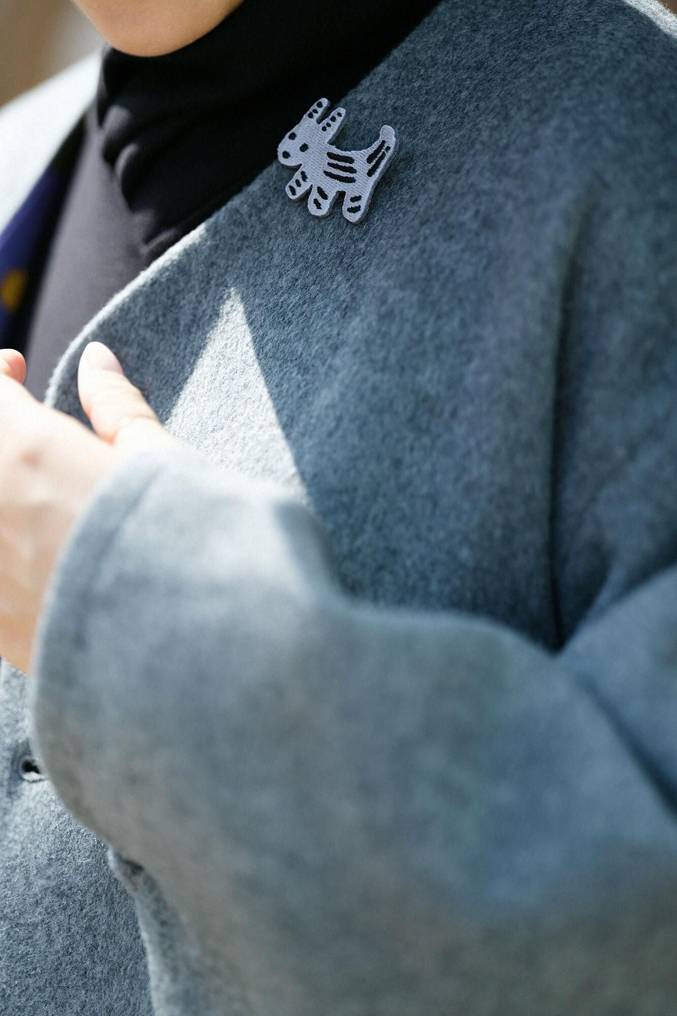 刺繡胸針／土偶 犬形