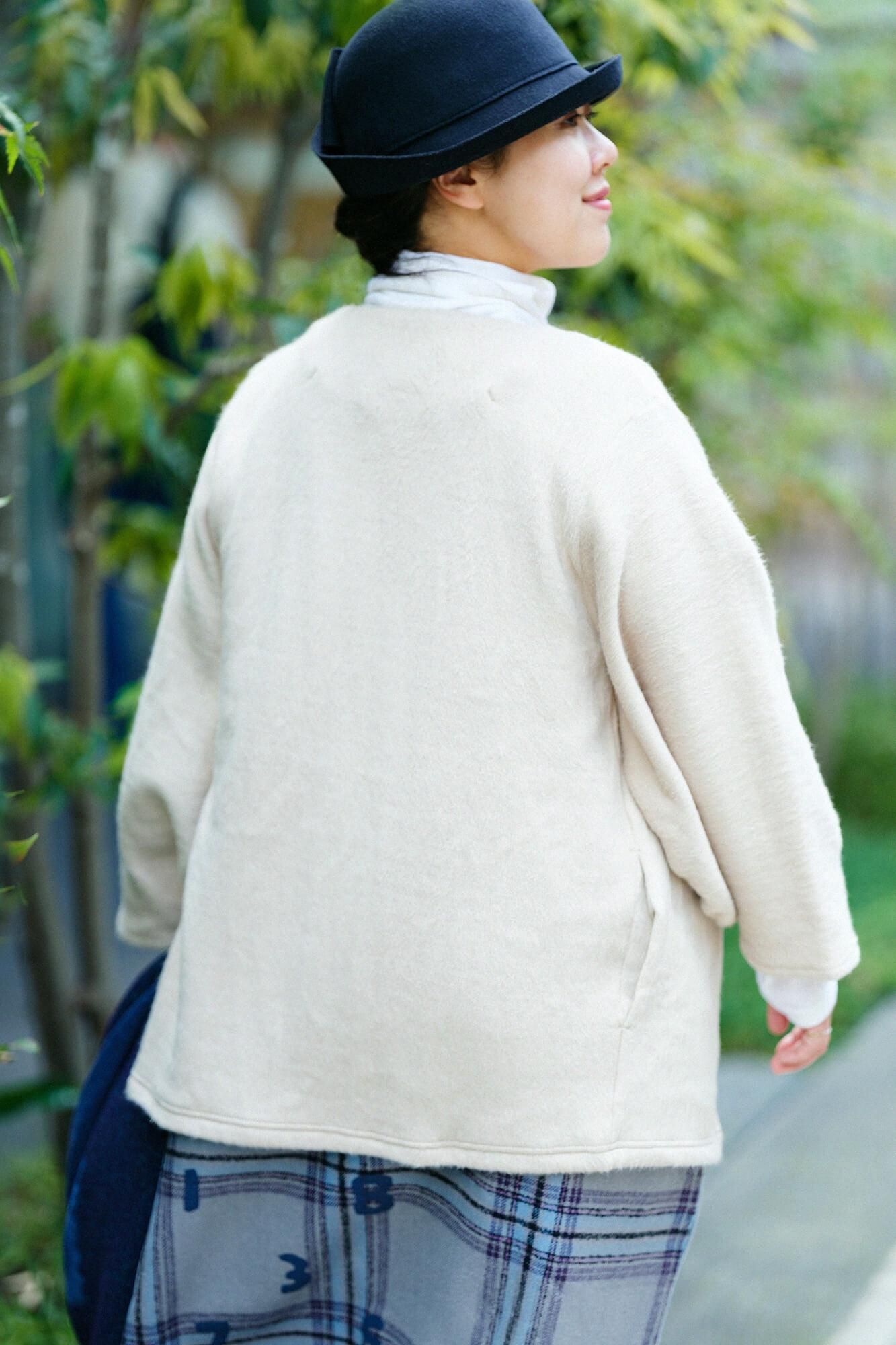 【極美品】SOUSOU ソウソウ　接結阿弥　薙刀伯爵羽織　鳥の子色　S 舶来接結阿弥（はくらいせっけつあみ） ファー 薙刀伯爵羽織