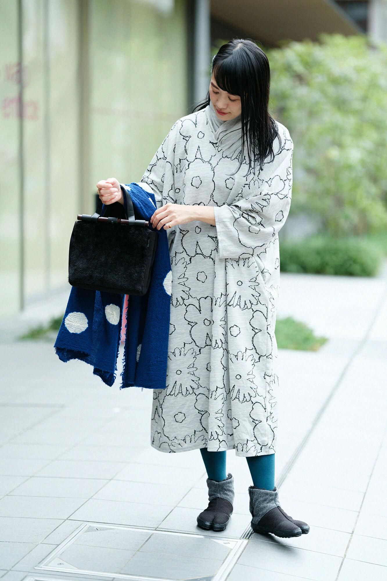 net限定】梳毛（そもう） 両面編（りょうめんあみ） 衿巻薙刀長方形衣