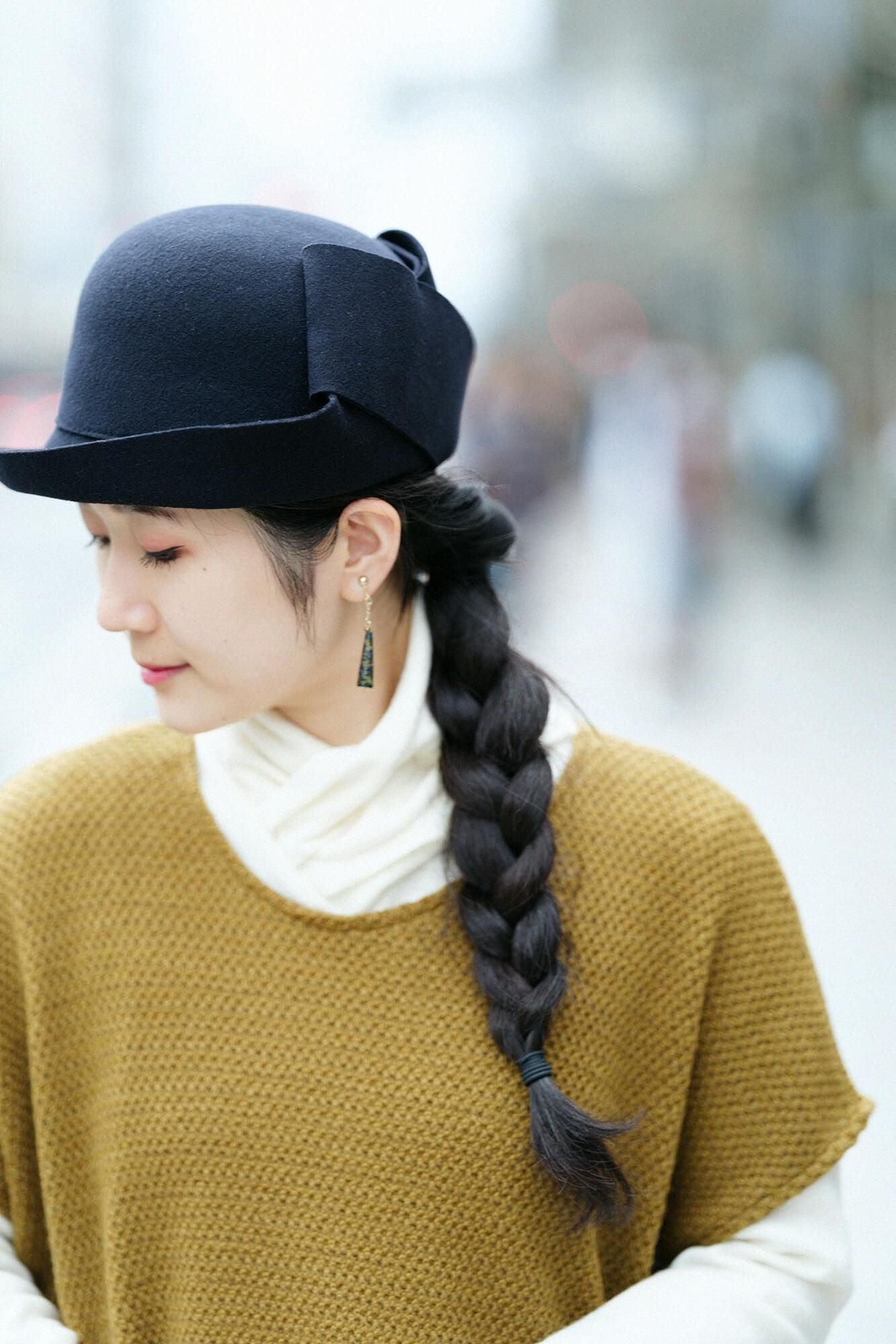 針織 方形上衣 肩線／棕綠色