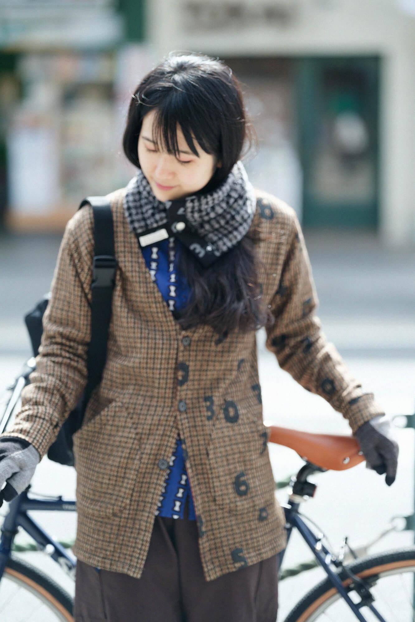 あっちグローブ トリコ／片陰（かたかげ）