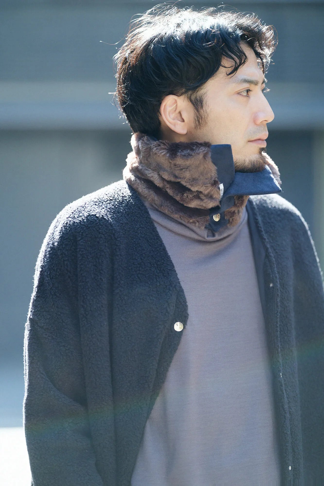 【預購】人造毛皮 雙面用短圍巾／暗藍色×棕色（※預計於12月9日左右發貨）