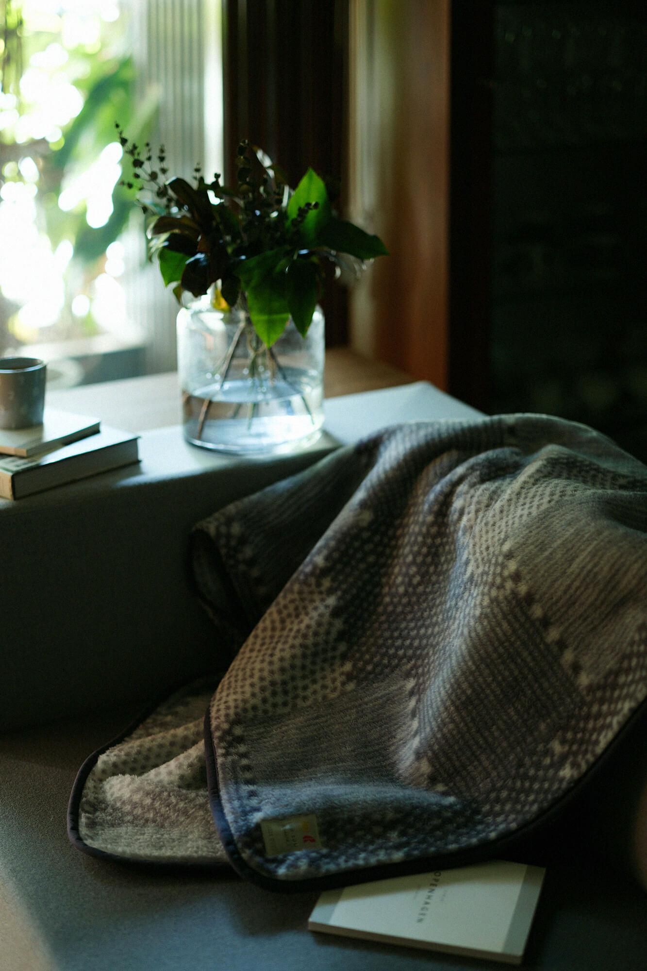 SOU・SOU×로만스 코스기 무릎담요／마가사네