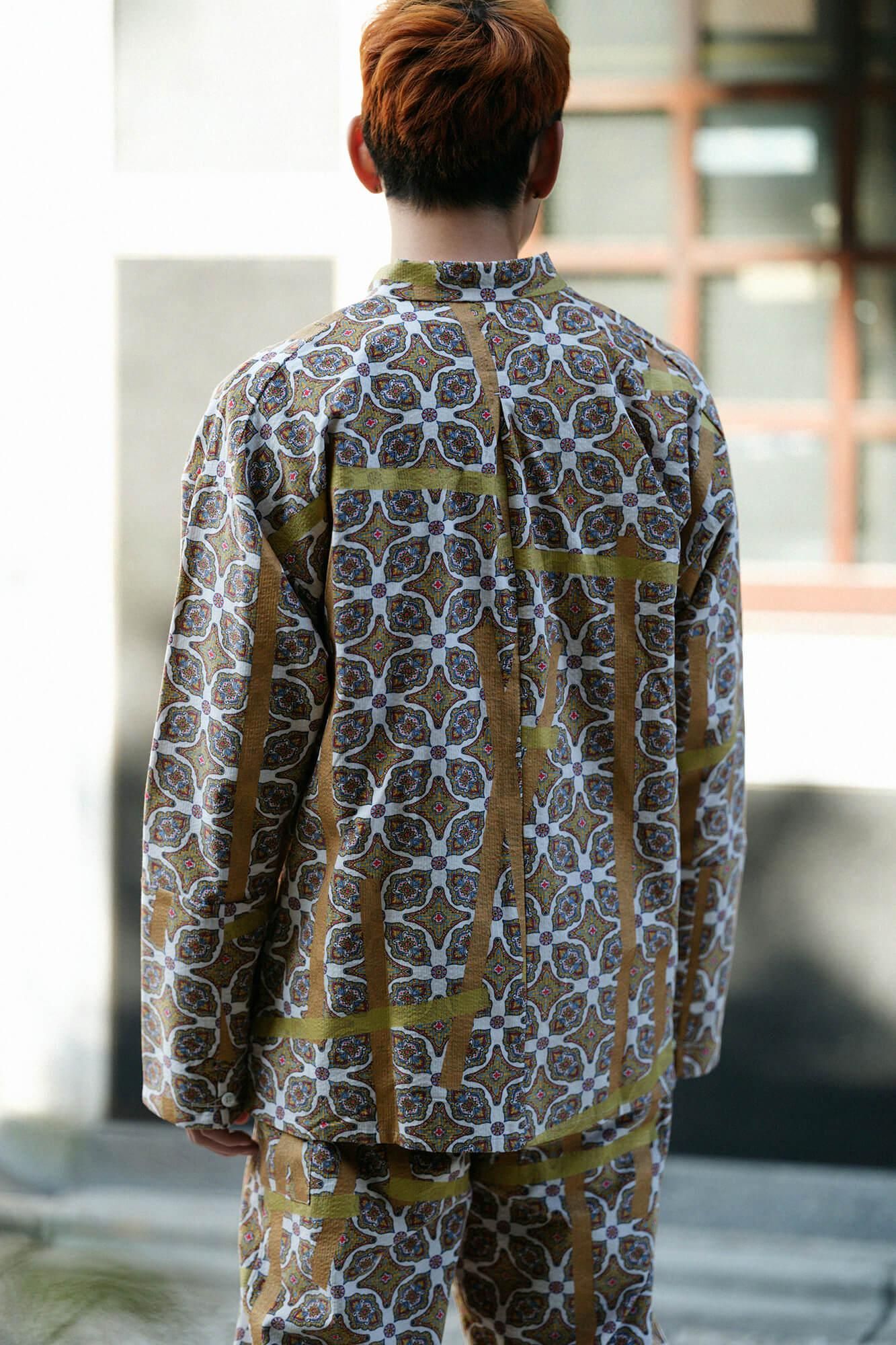 コール天 舶来文様（はくらいもんよう） 立衿（たちえり） 筒袖襯衣（つつそでしんい）／鳶（とび） 象牙色（ぞうげいろ）