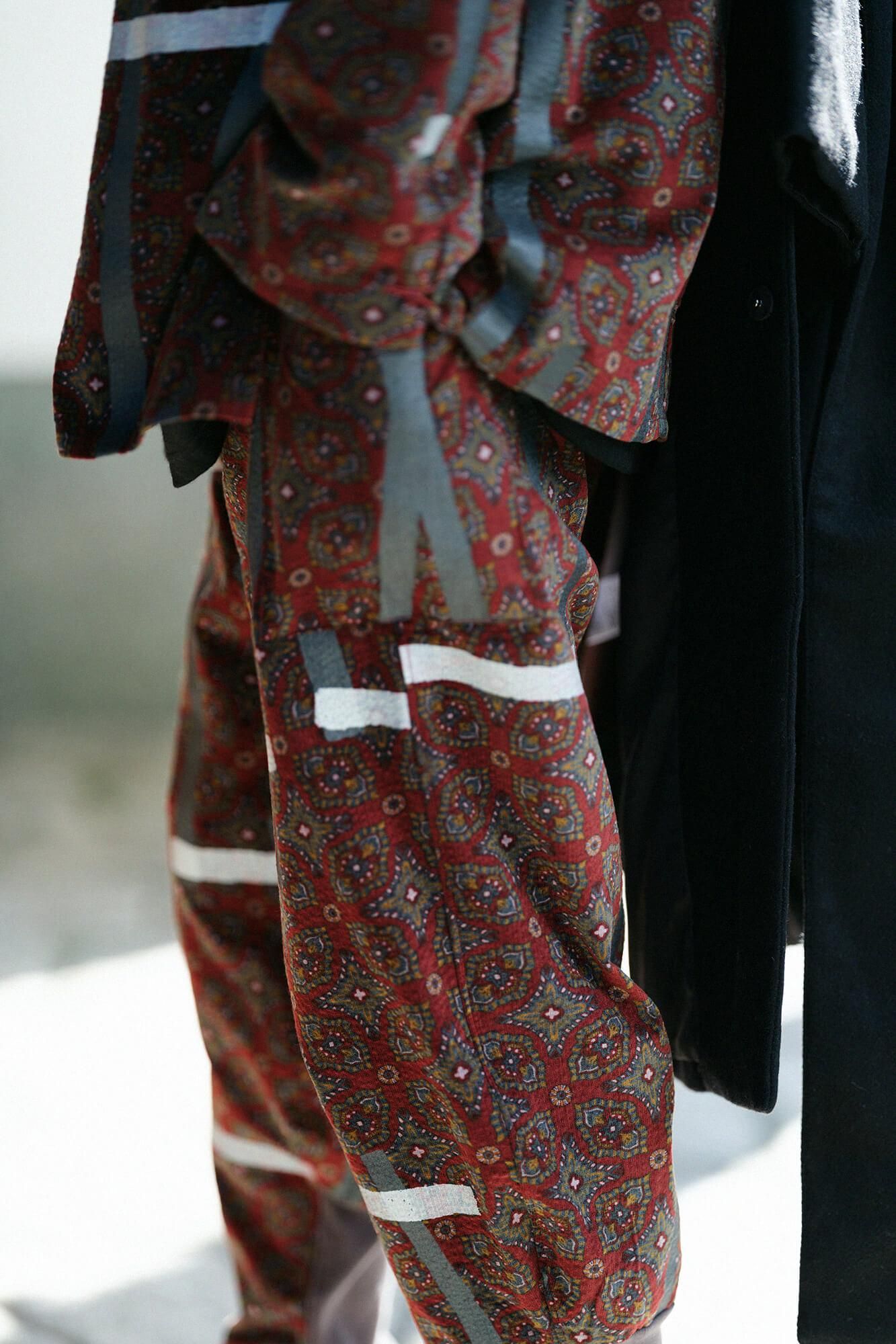 煤炭天堂 外国图案 (Hakuraimonyo) Tattsuke (Tattsuke) Enyuu 磨损 / Tobi (风筝) Suou 颜色 (Suou 颜色)