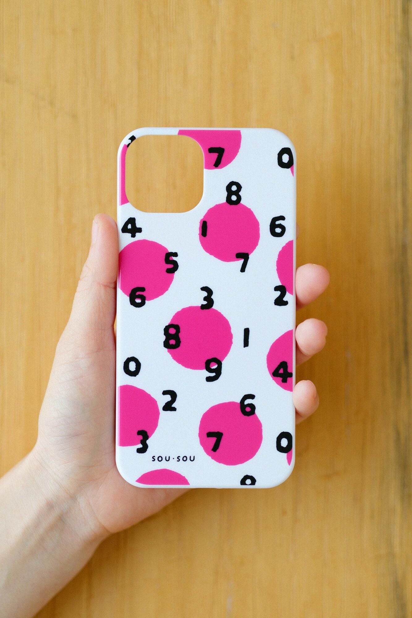iPhone_14_Pro_Max Cover Case／SO-SU-UandPolka Dots