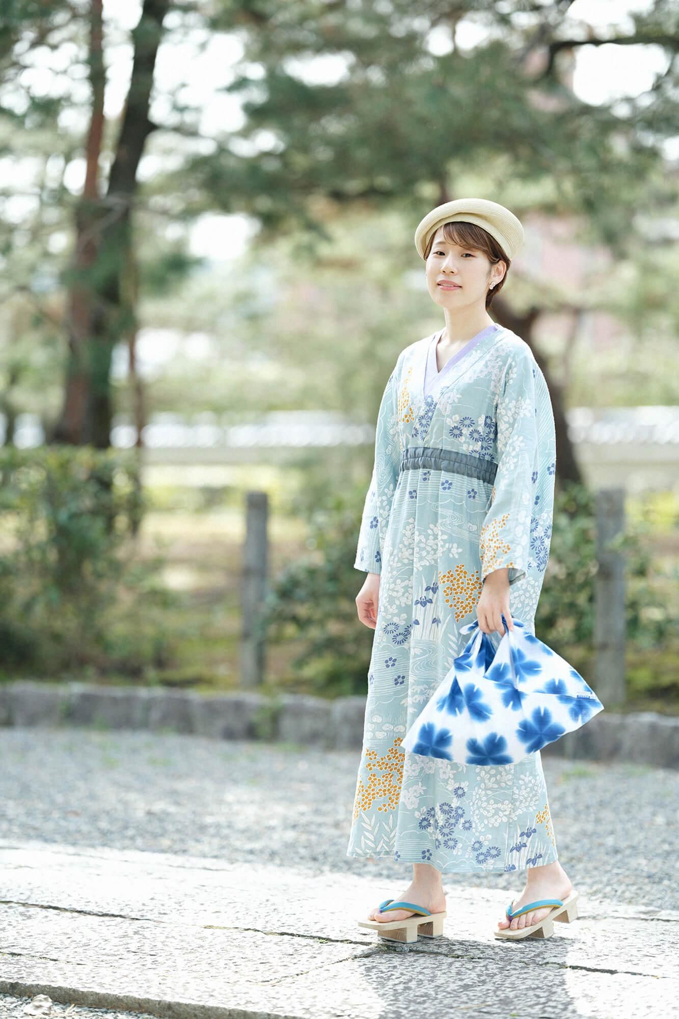 Arimatsu Narumi Tie-dye Kohabaori Eco Bag / Harisho Snowflakes 3