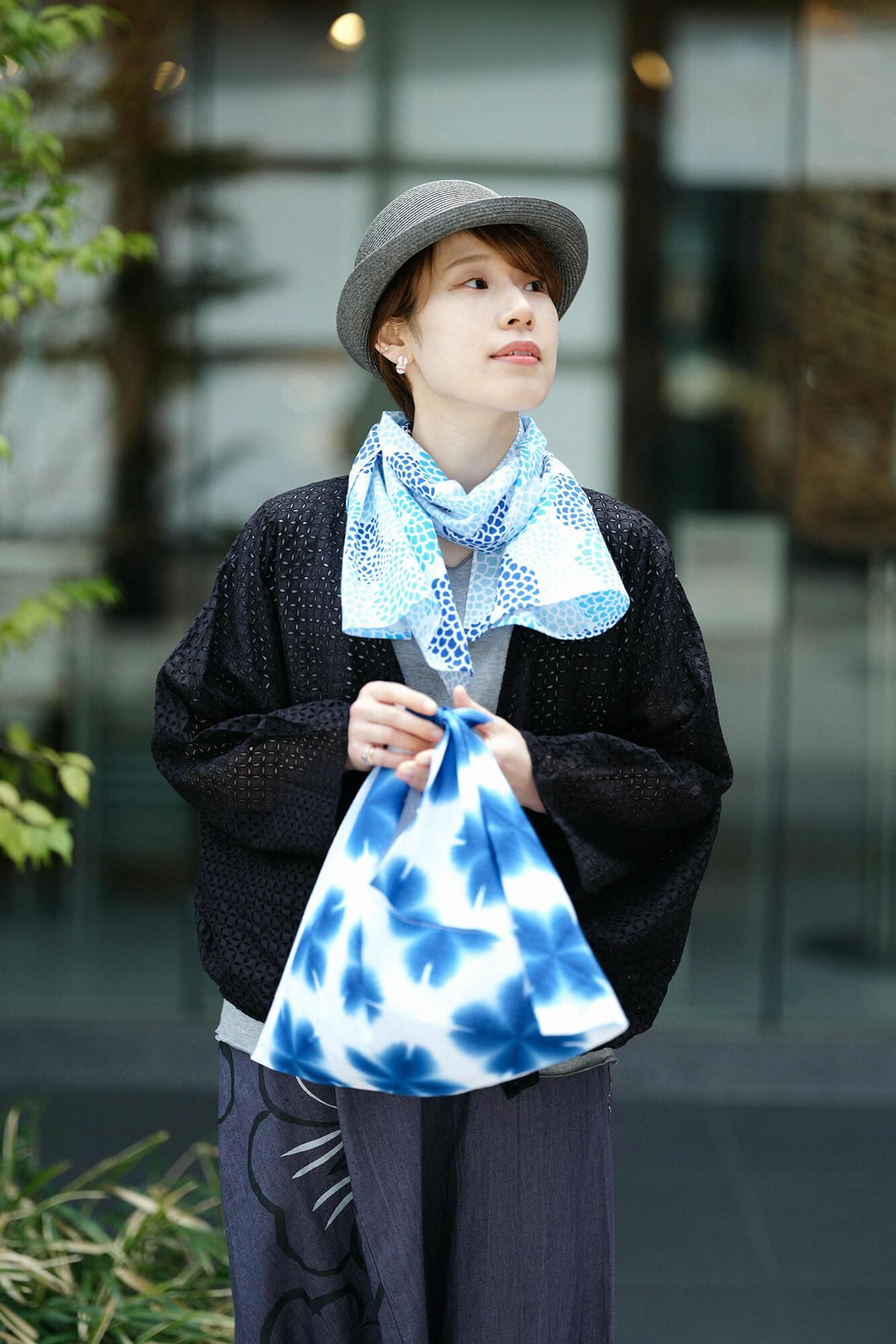 Arimatsu Narumi Tie-dye Kohabaori Eco Bag / Harisho Snowflakes 3