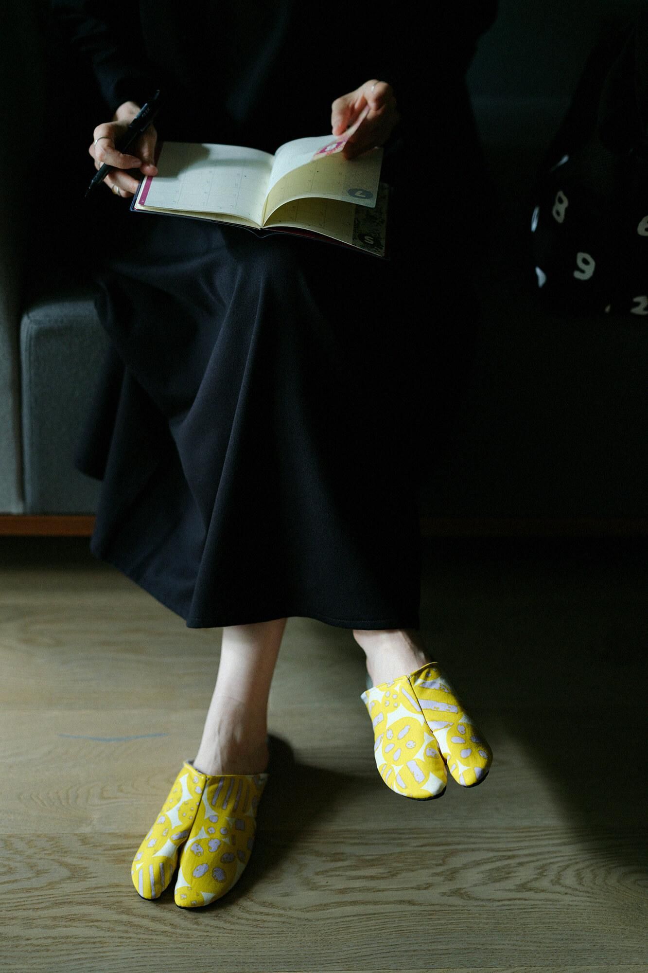 窄版室內分趾拖鞋／明麗 喜喜