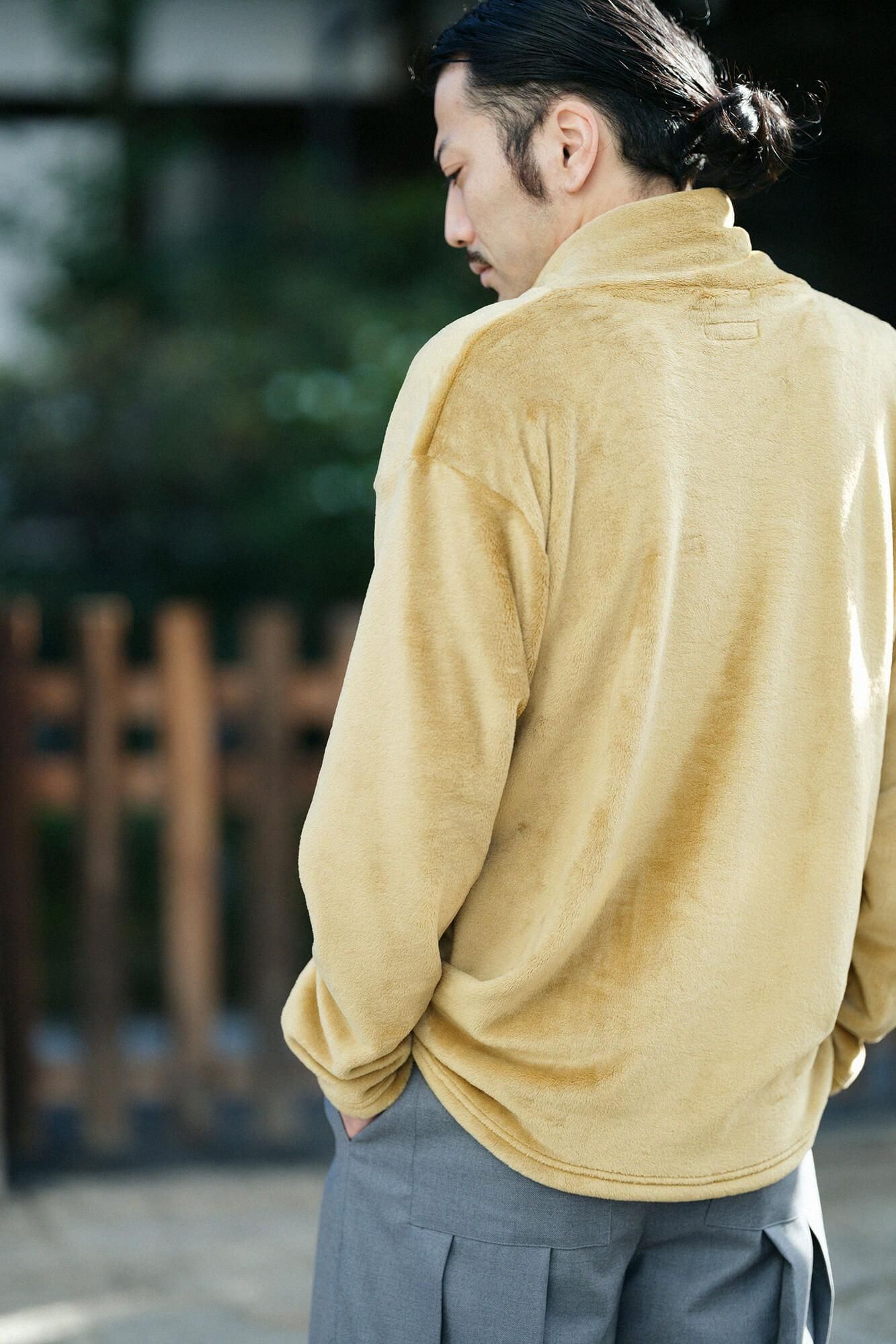 Bomber Heat (R) 天鵝絨編 高領上衣／榛果色