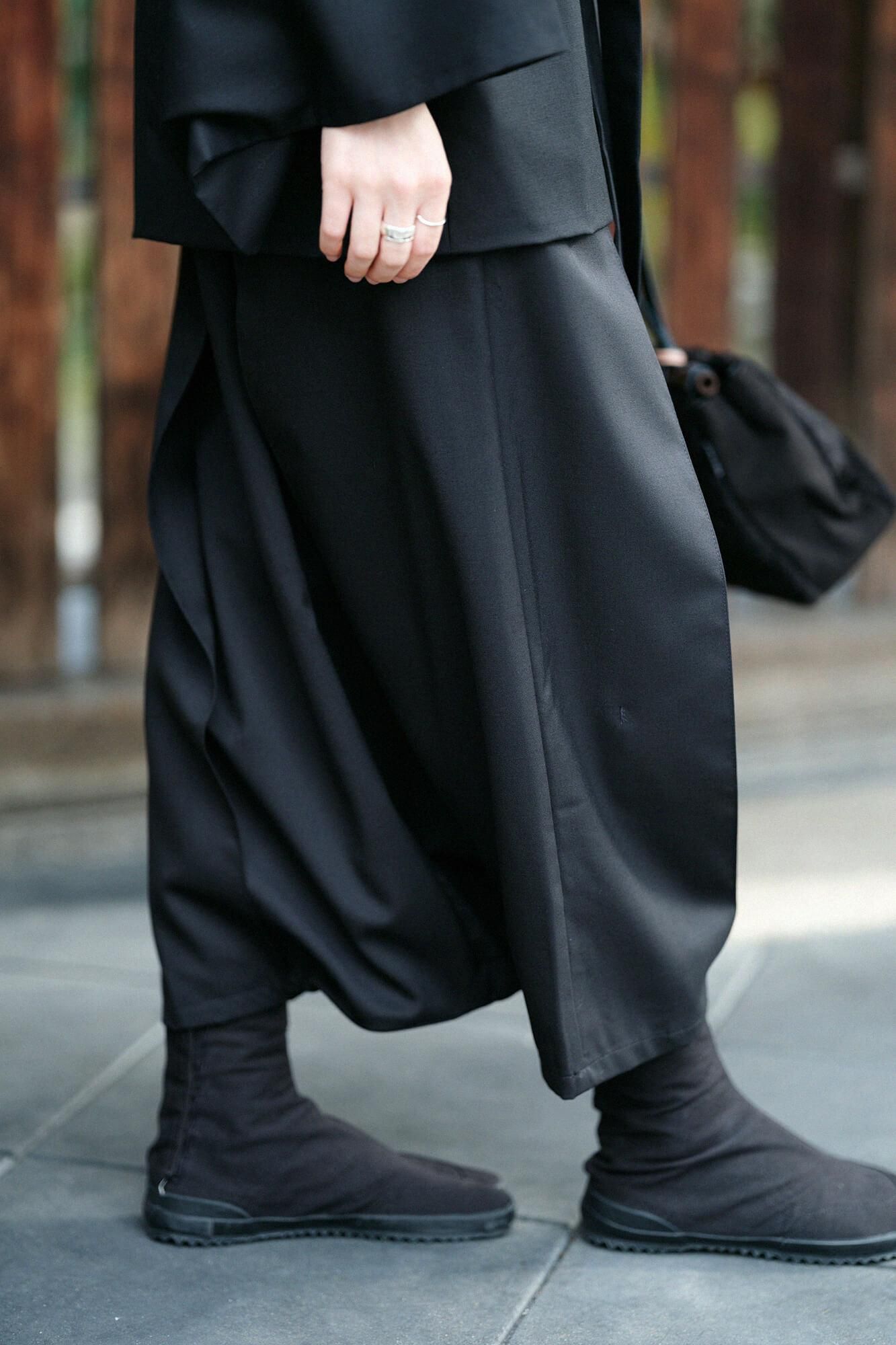 42 Paar Kammgarn-Hakama Fuji/Nurebairo