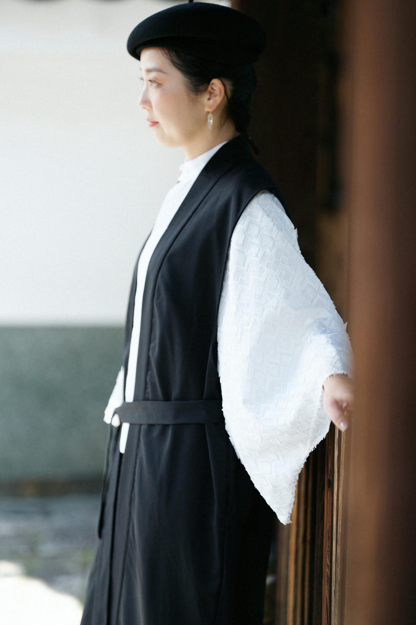 42双 梳毛（そもう） 長中衣（ながちゅうえ） 袷（あわせ）／濡羽