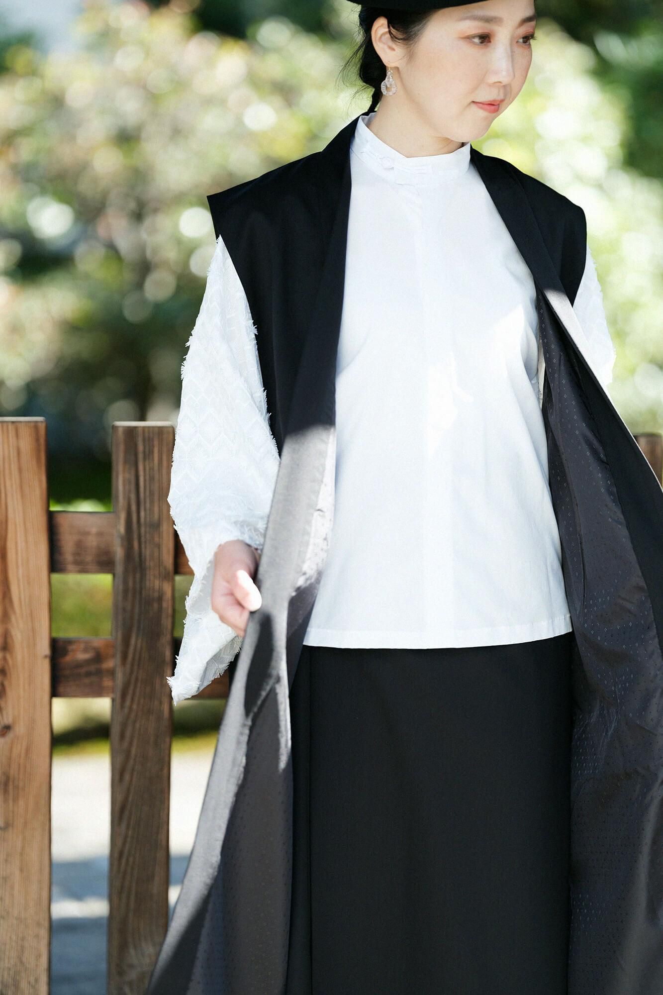 42双 梳毛（そもう） 長中衣（ながちゅうえ） 袷（あわせ）／濡羽