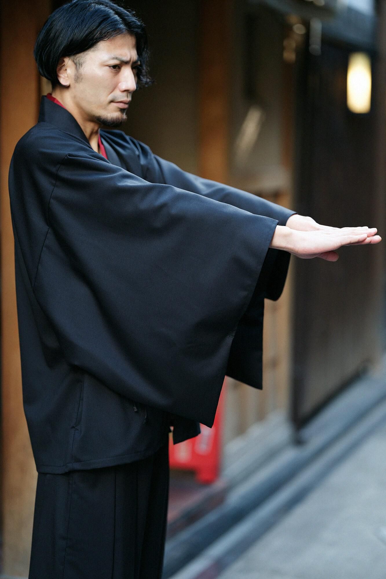 42双 梳毛（そもう） 角袖風靡（かくそでふうび）／濡羽色2（ぬれ