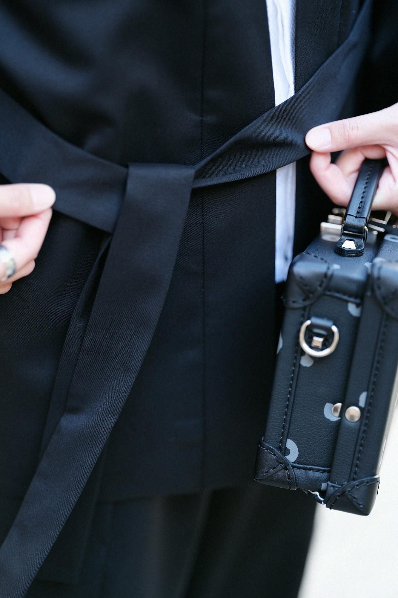 42 Count 2-ply Short Combed Yarn Short Coat with Lining / Black