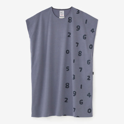 ウール混 両面編（りょうめんあみ） 長方形衣（ちょうほうけい） 肩線（かたせん）／SO-SU-Uと余白（よはく） 縹鼠（はなだねず）