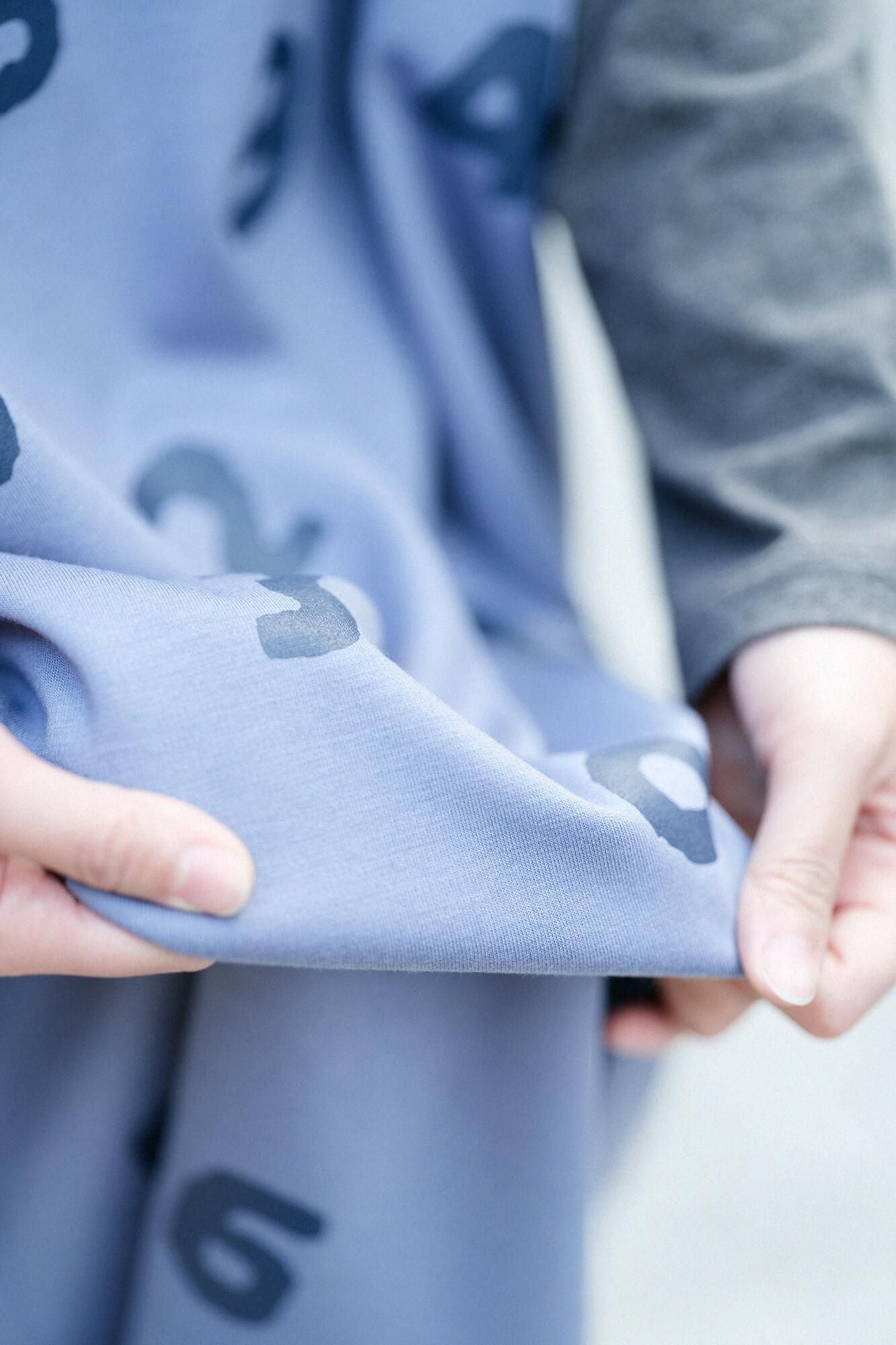 ウール混 両面編（りょうめんあみ） 長方形衣（ちょうほうけい） 肩線（かたせん）／SO-SU-U 縹鼠（はなだねず）