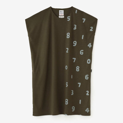 ウール混 両面編（りょうめんあみ） 長方形衣（ちょうほうけい） 肩線（かたせん）／SO-SU-Uと余白（よはく） 海松茶（みるちゃ）