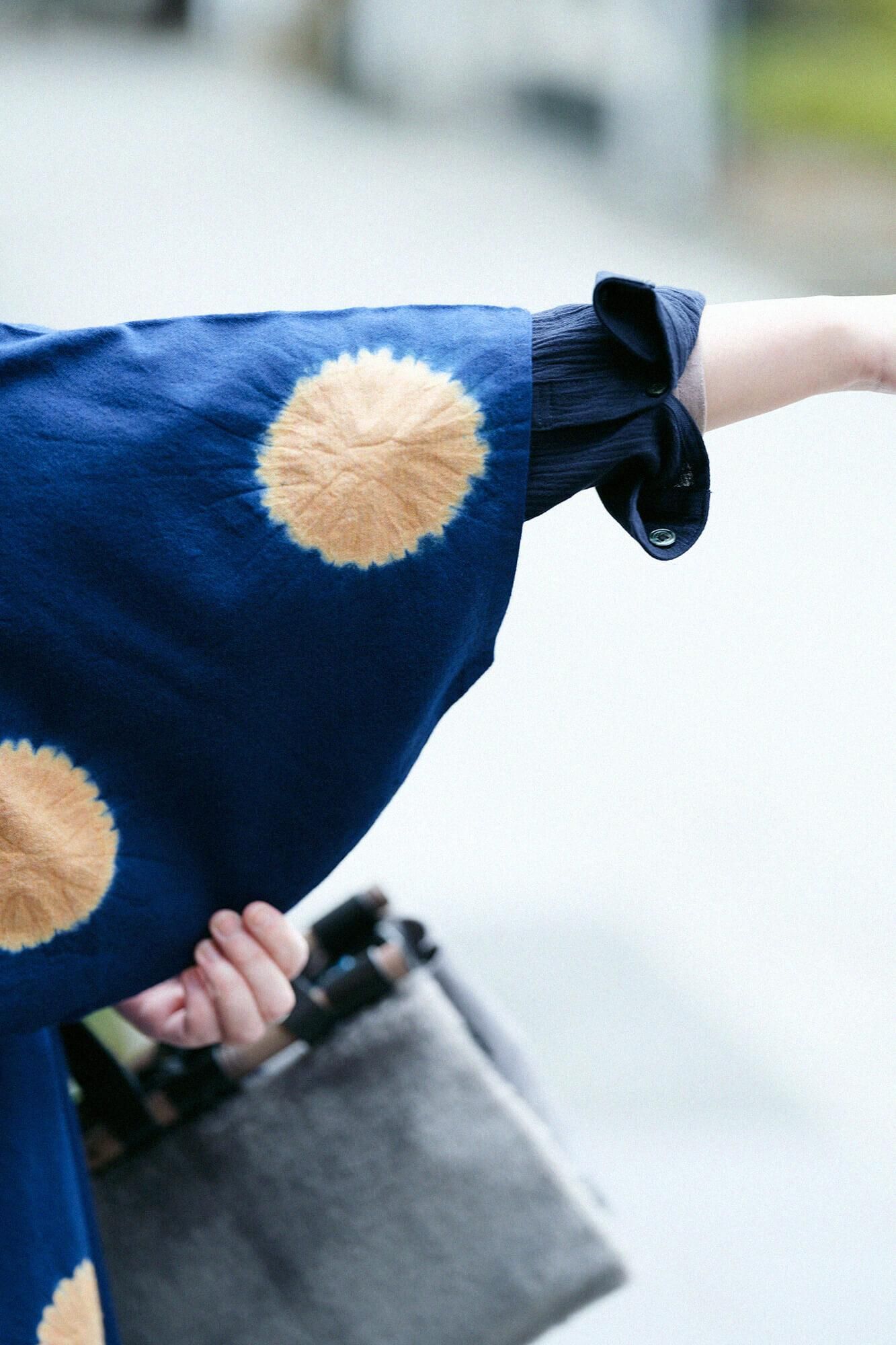 chikaki shibori，蓬松的斜纹编织，naginata矩形衣服， /大圆点，naginata，蓝色蓝色X黄色tan