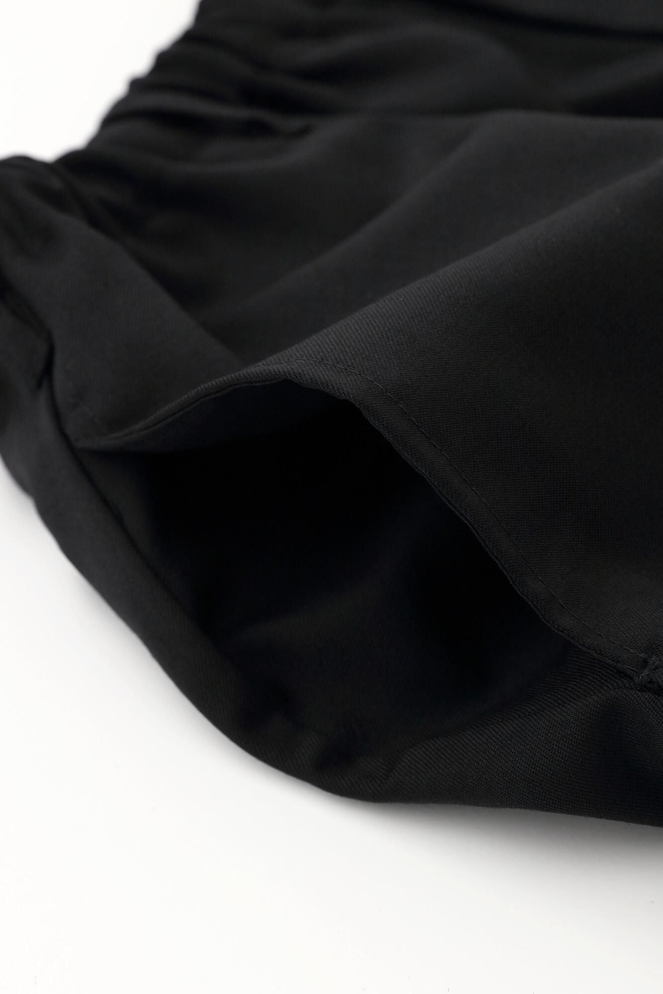 42双 梳毛（そもう） 聊裁付えんゆう穿き（りょうたっつけえんゆうばき）／濡羽色（ぬればいろ）