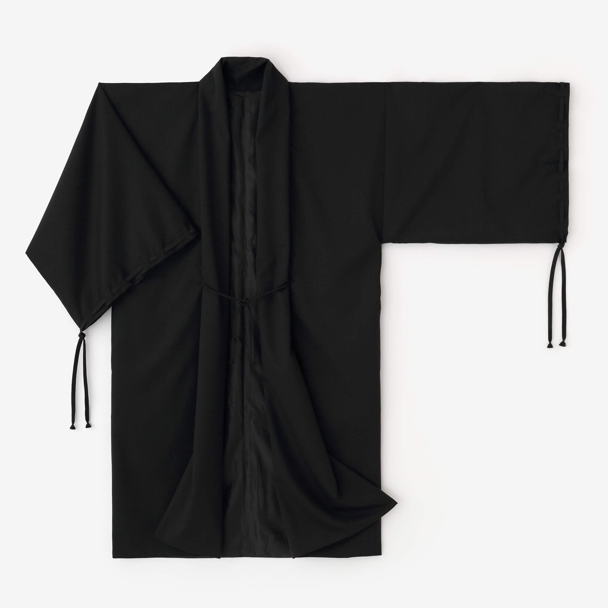 撥水織（はっすいおり） 円領外套（えんりょうがいとう）／黒紺