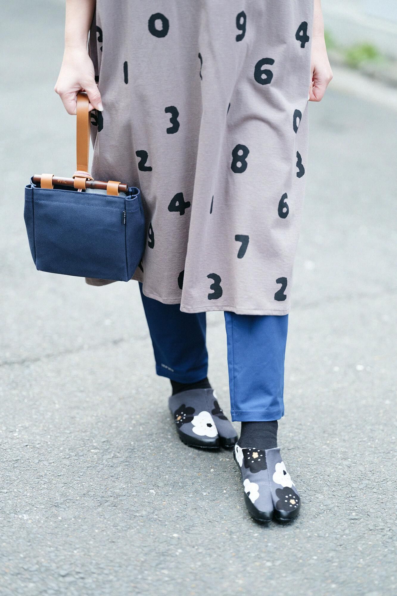 糊状塔比袜/微笑