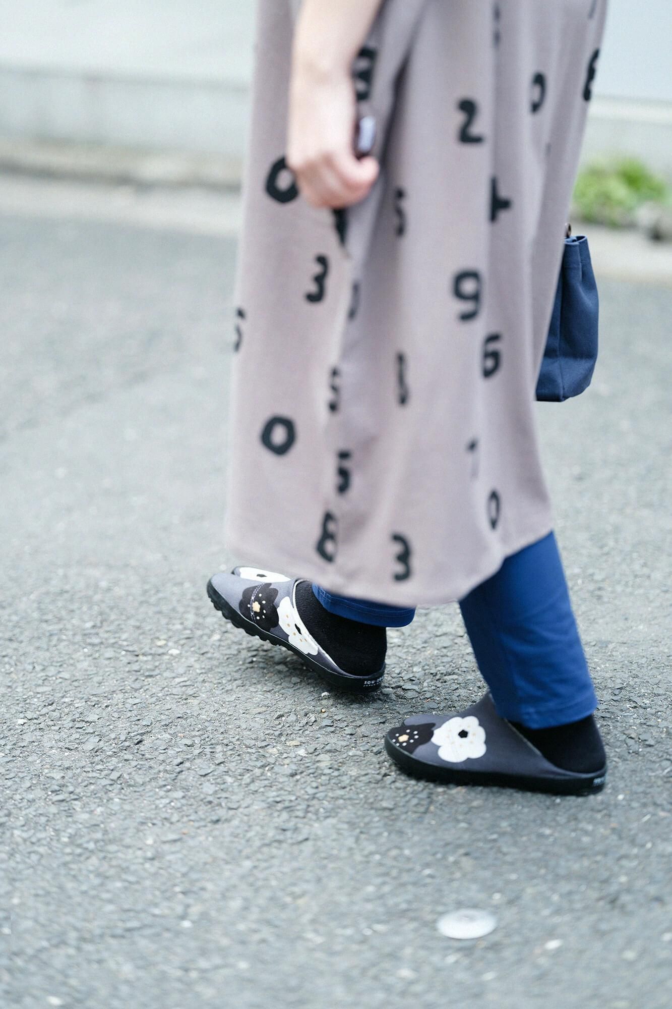 糊状塔比袜/微笑