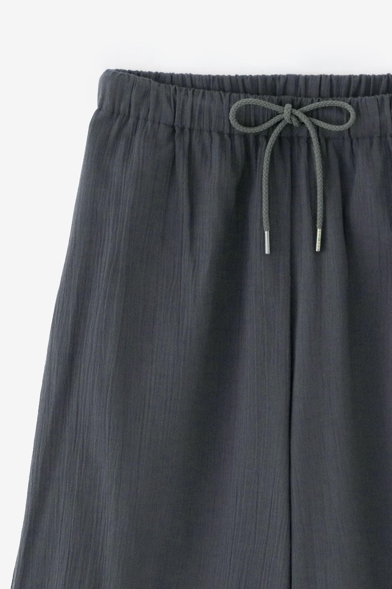 高島縮 20/20 ワイドパンツ／濃鉛（こいなまり）