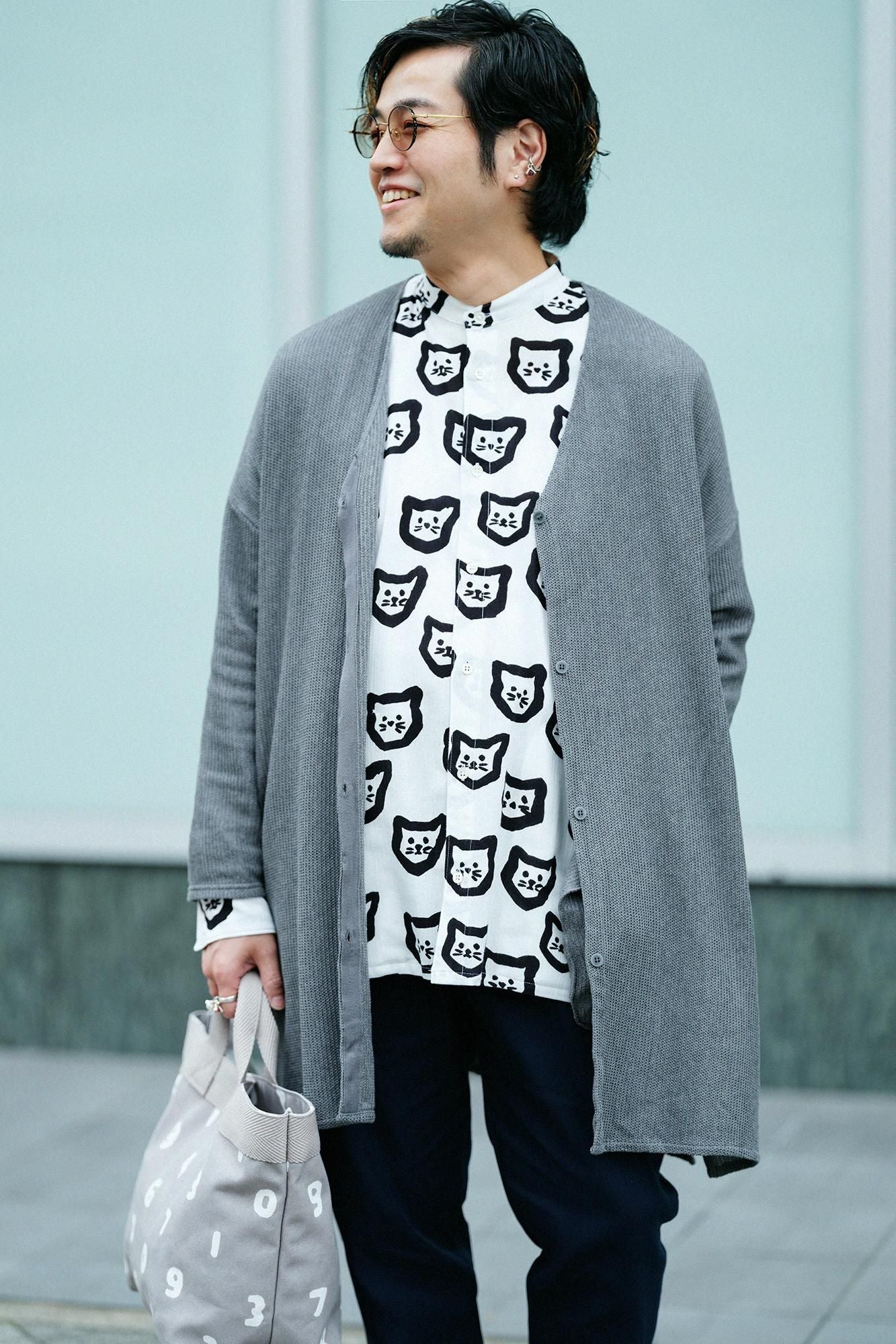 拉舍爾經編V領 輕型外套/薄灰色