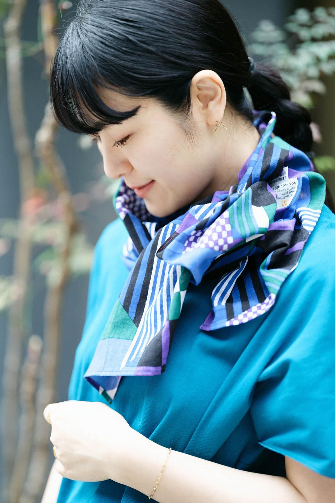 Isemomen Cotton Short Scarf / Geometric Pattern