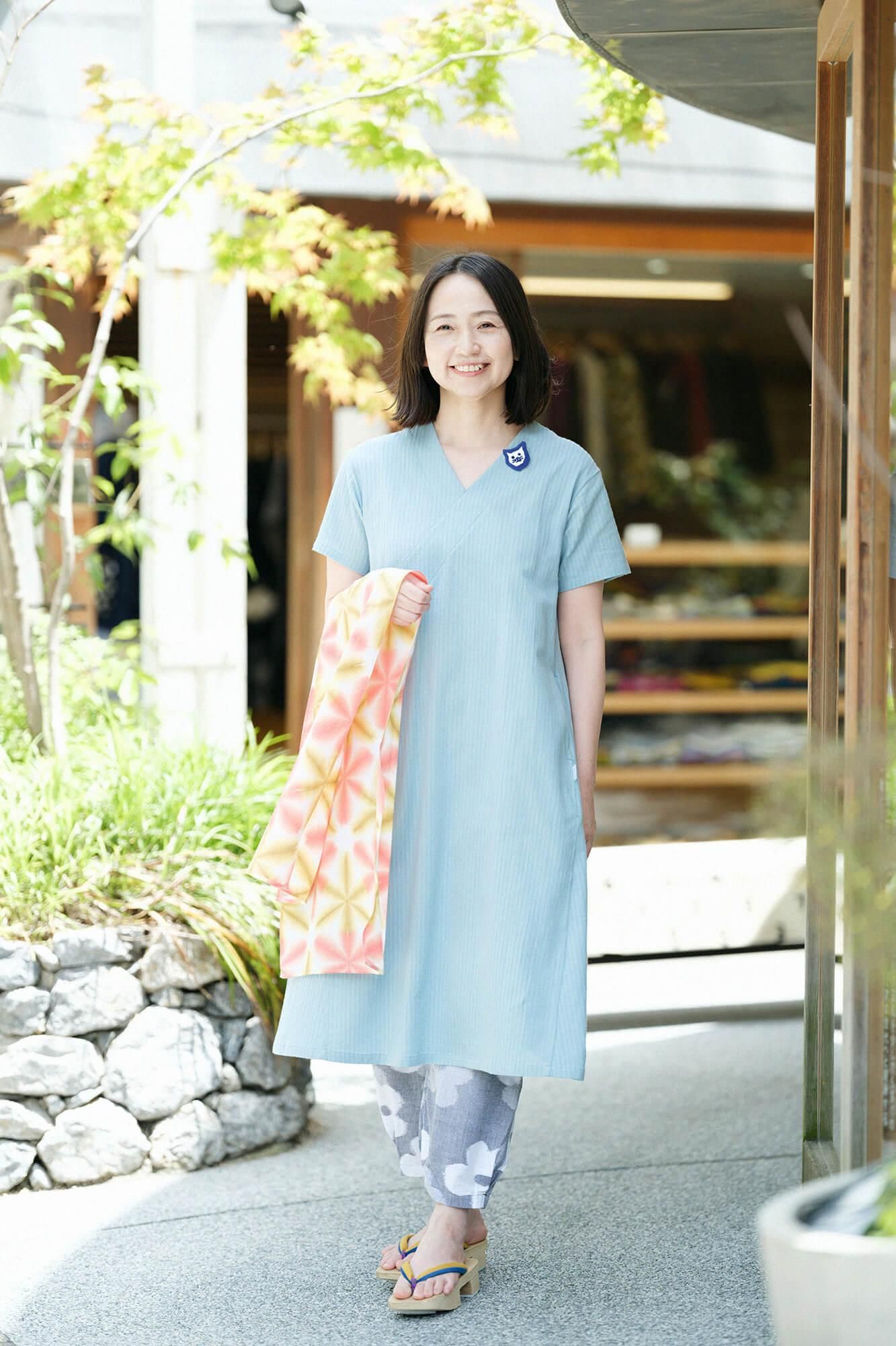 刺繍飾り（ししゅうかざり）／コネコ