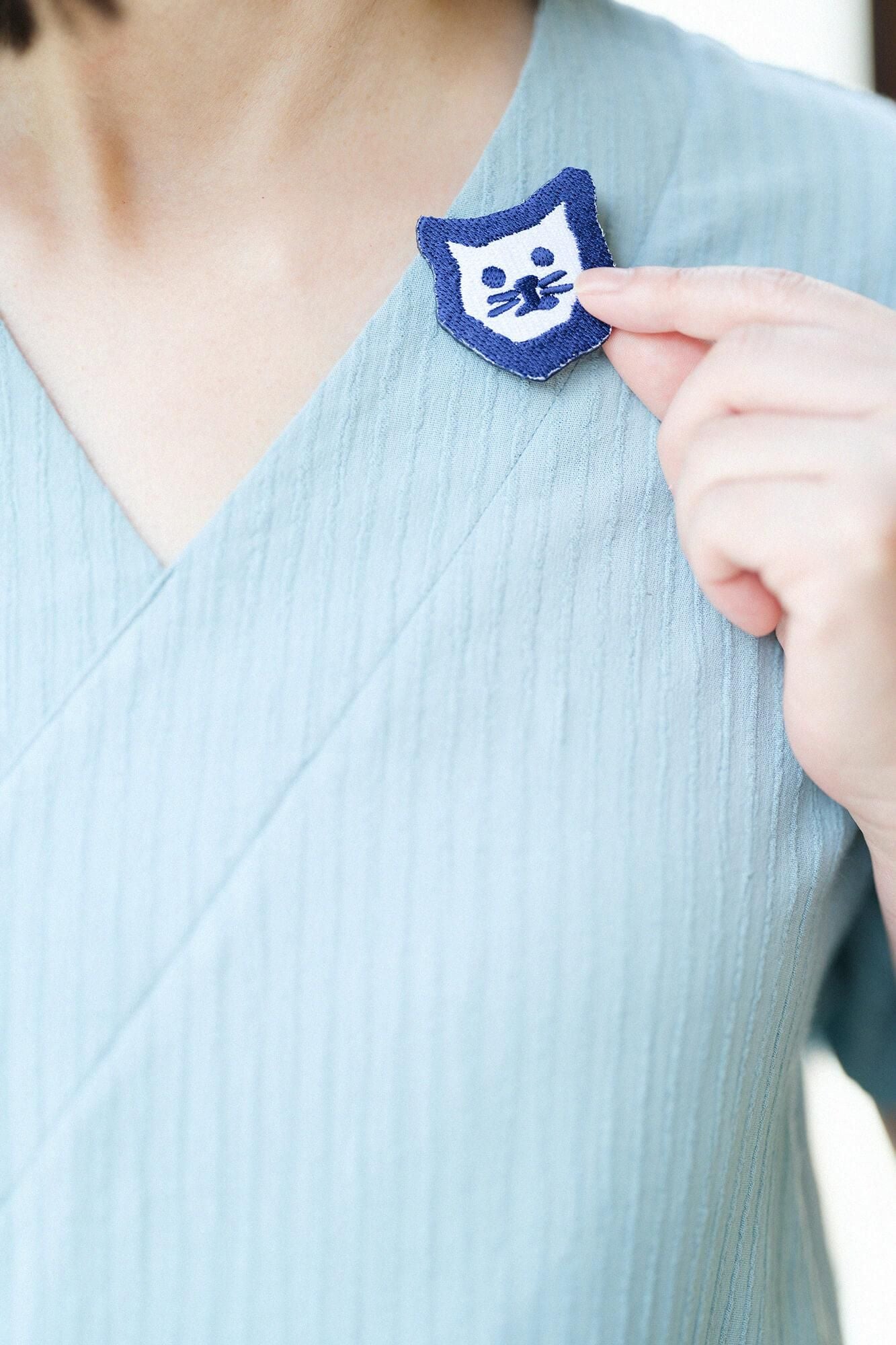 刺繍飾り（ししゅうかざり）／コネコ