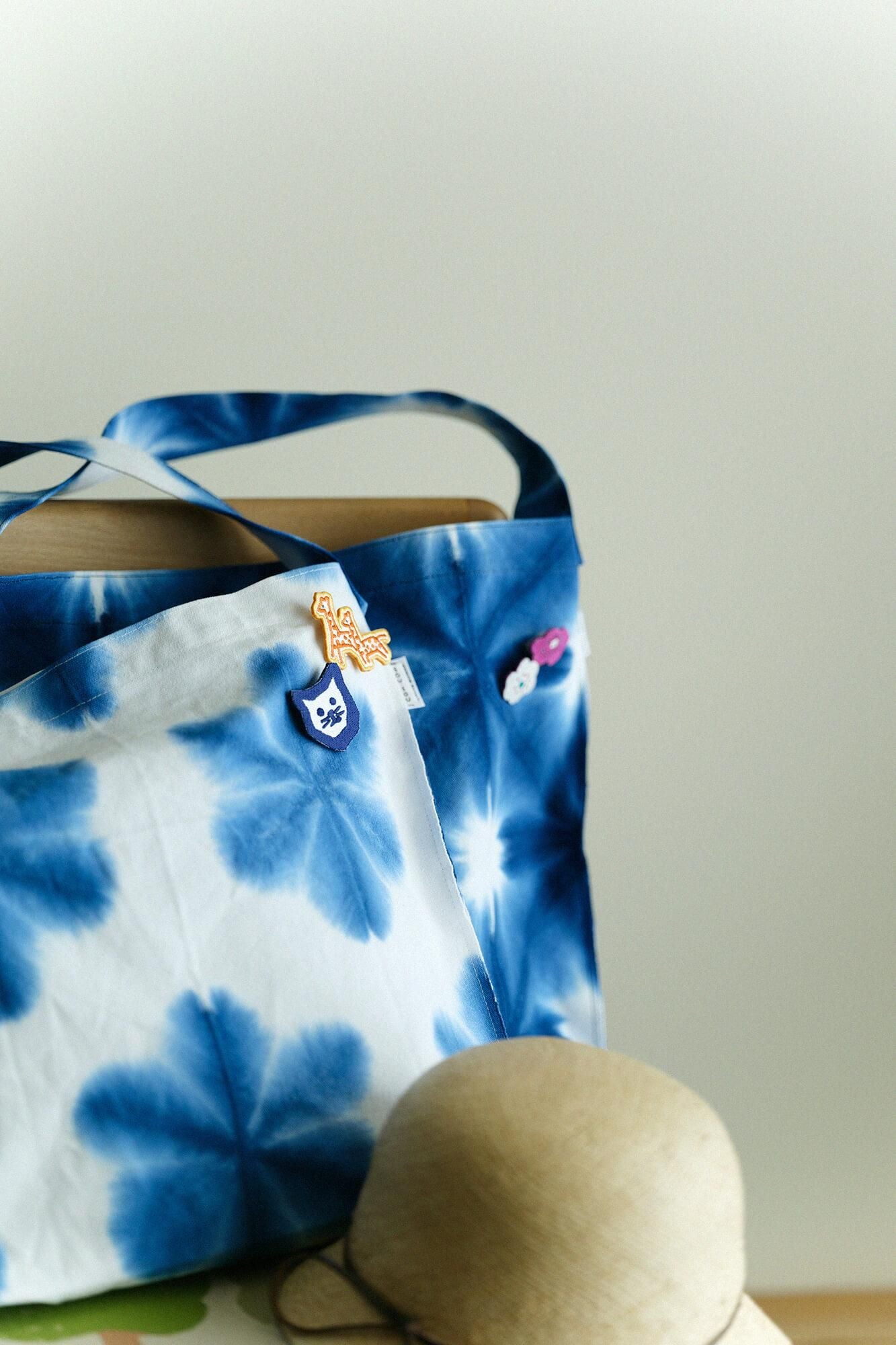 刺繍飾り（ししゅうかざり）／コネコ