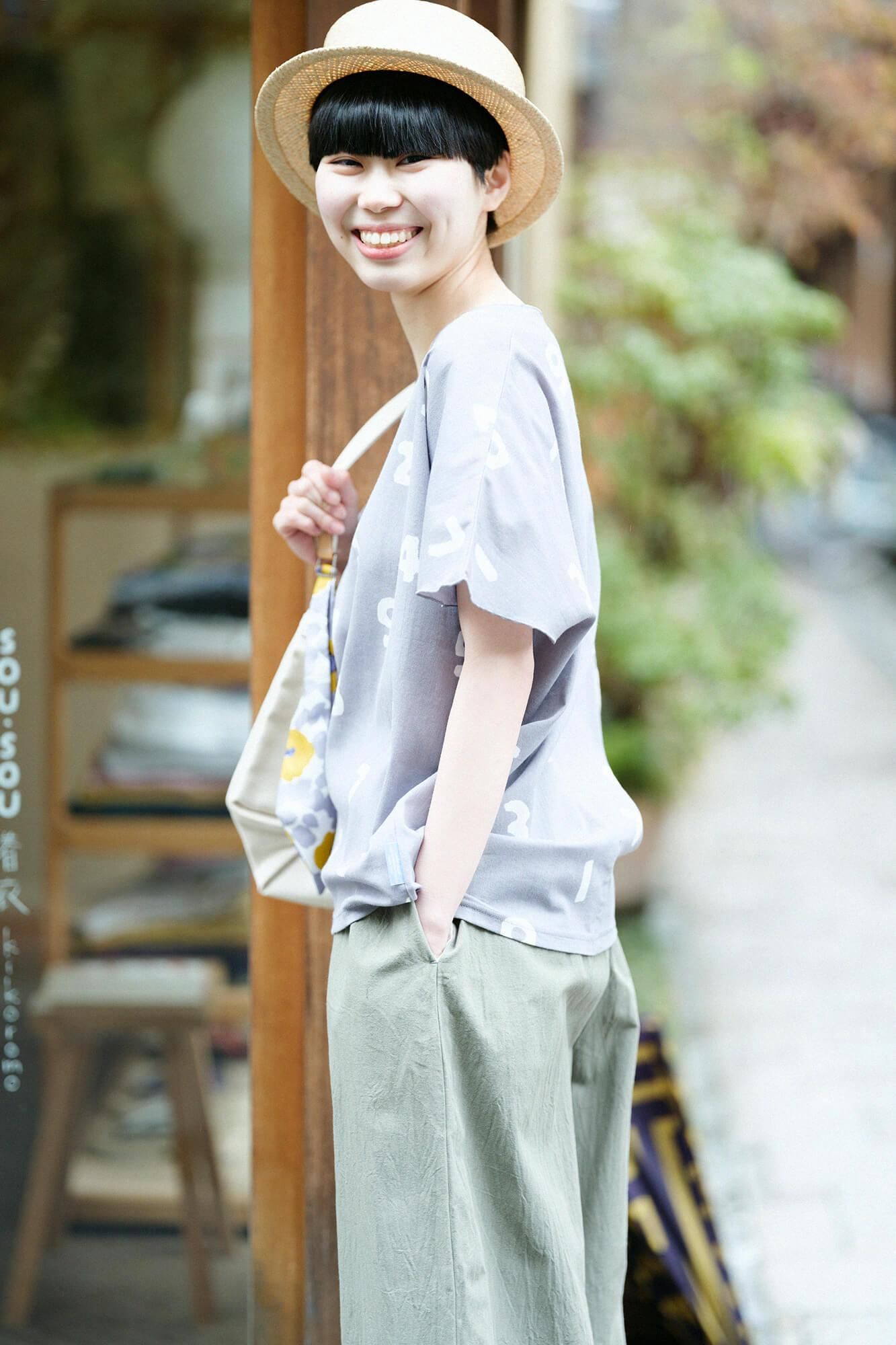 Chizimi Cotton 40/40 Cap Sleeve Top / SO-SU-U Light Ink Grey