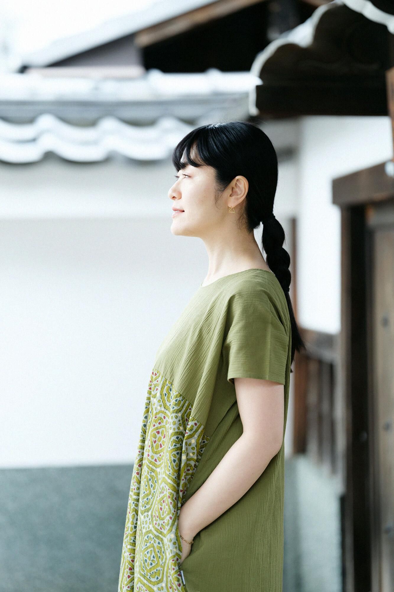 Takashima Shui 20/20矩形服装（Chohokei）组（kumi）下摆图案（susomonyo） / uguisunezu x陶瓷板