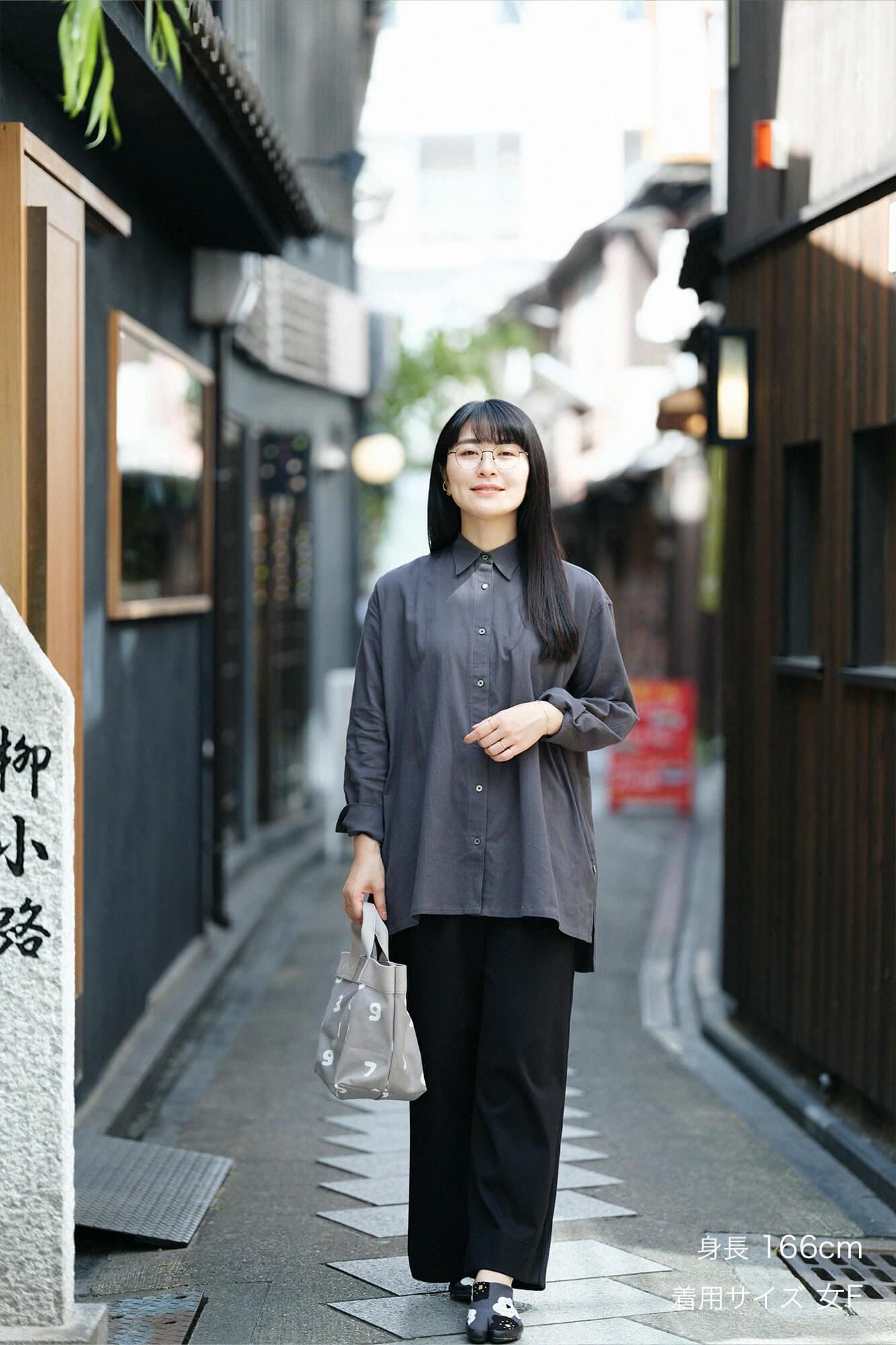 타카시마치지미 20/20 그란 튜닉셔츠/짙은 회색