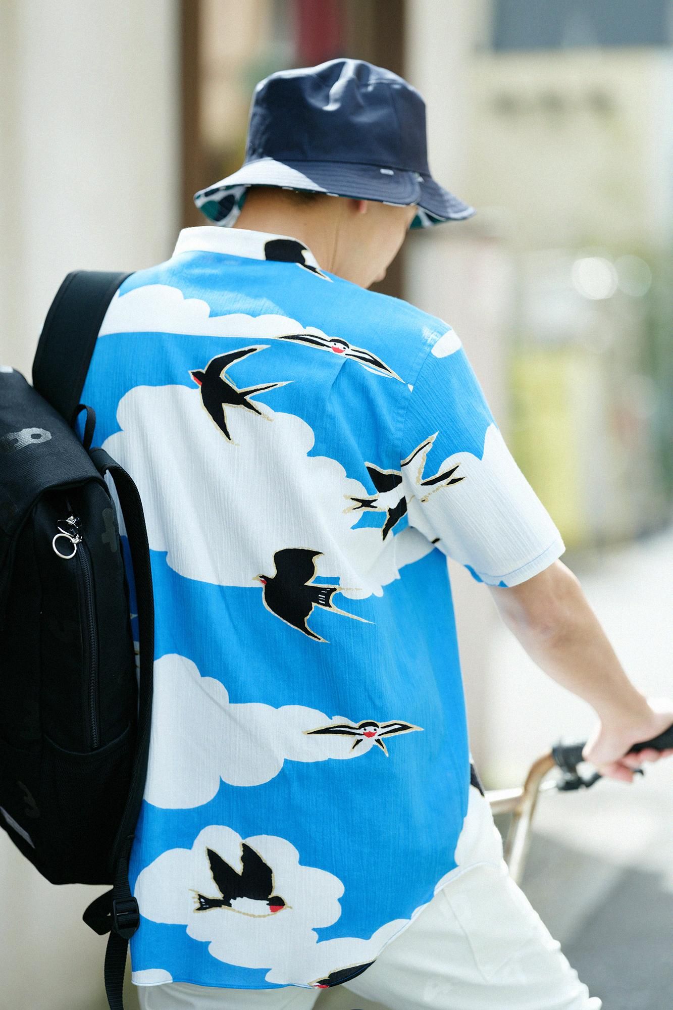 Chizimi Cotton 20/20 Stand Collar Short Sleeve Shirt / Swallows Arrive