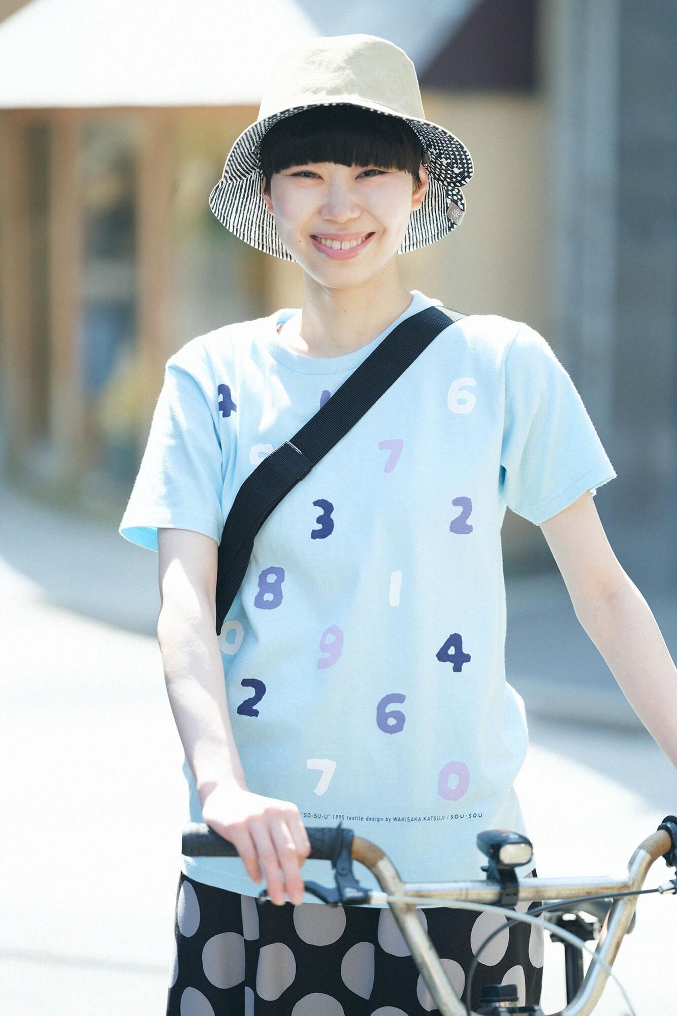 T-shirt à quatre vitesses So-Su-U [5.0] / bleu clair