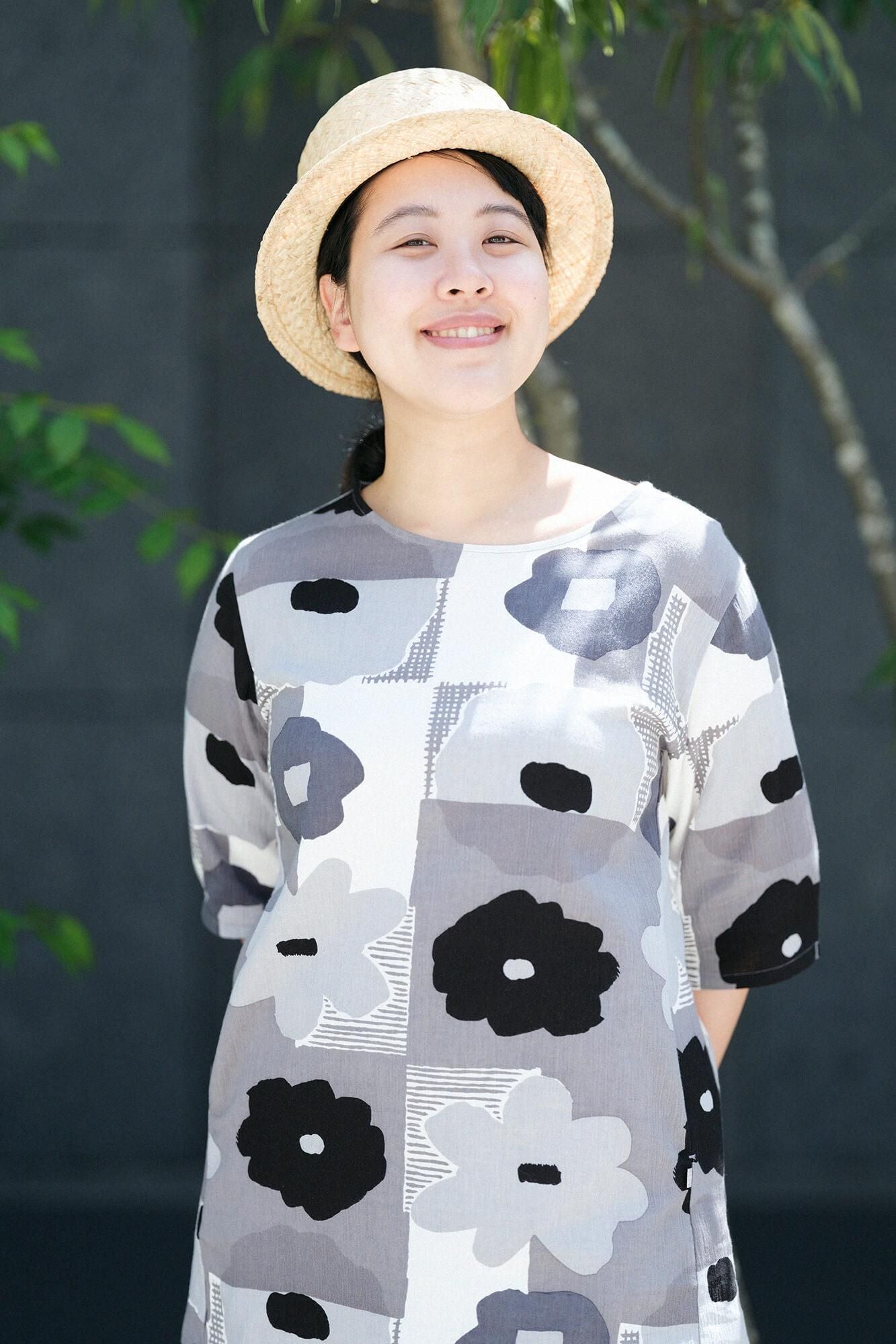 Chizimi Cotton 20/20 Elbow Length Sleeve Tunic / Pressed Flowers