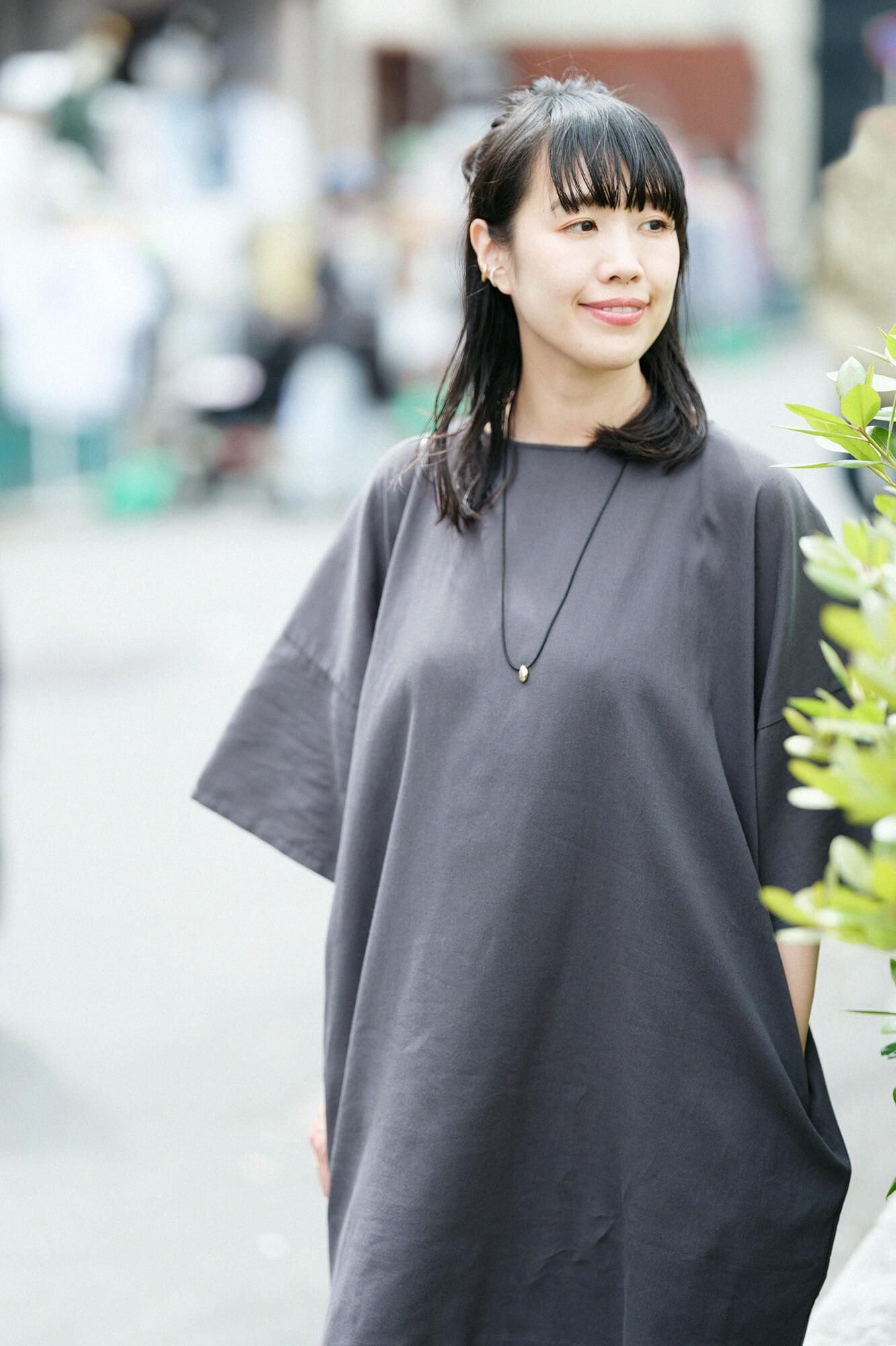 Chizimi Cotton 40/40 Wide Sleeve Boat Neck Tunic / Dark Lead Color