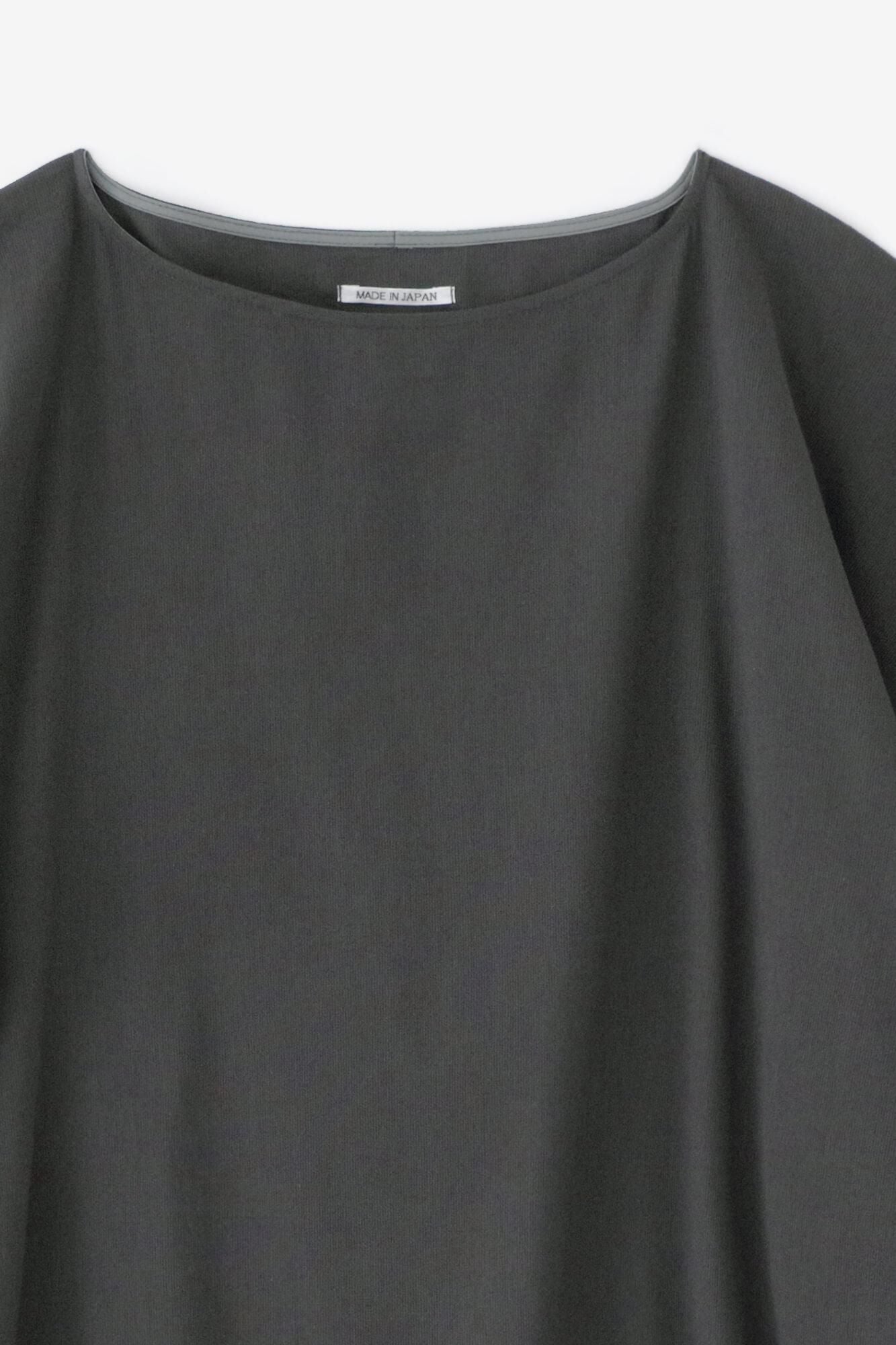 타카시마치지미 40/40 히라소데 보트넥 원피스／짙은 회색