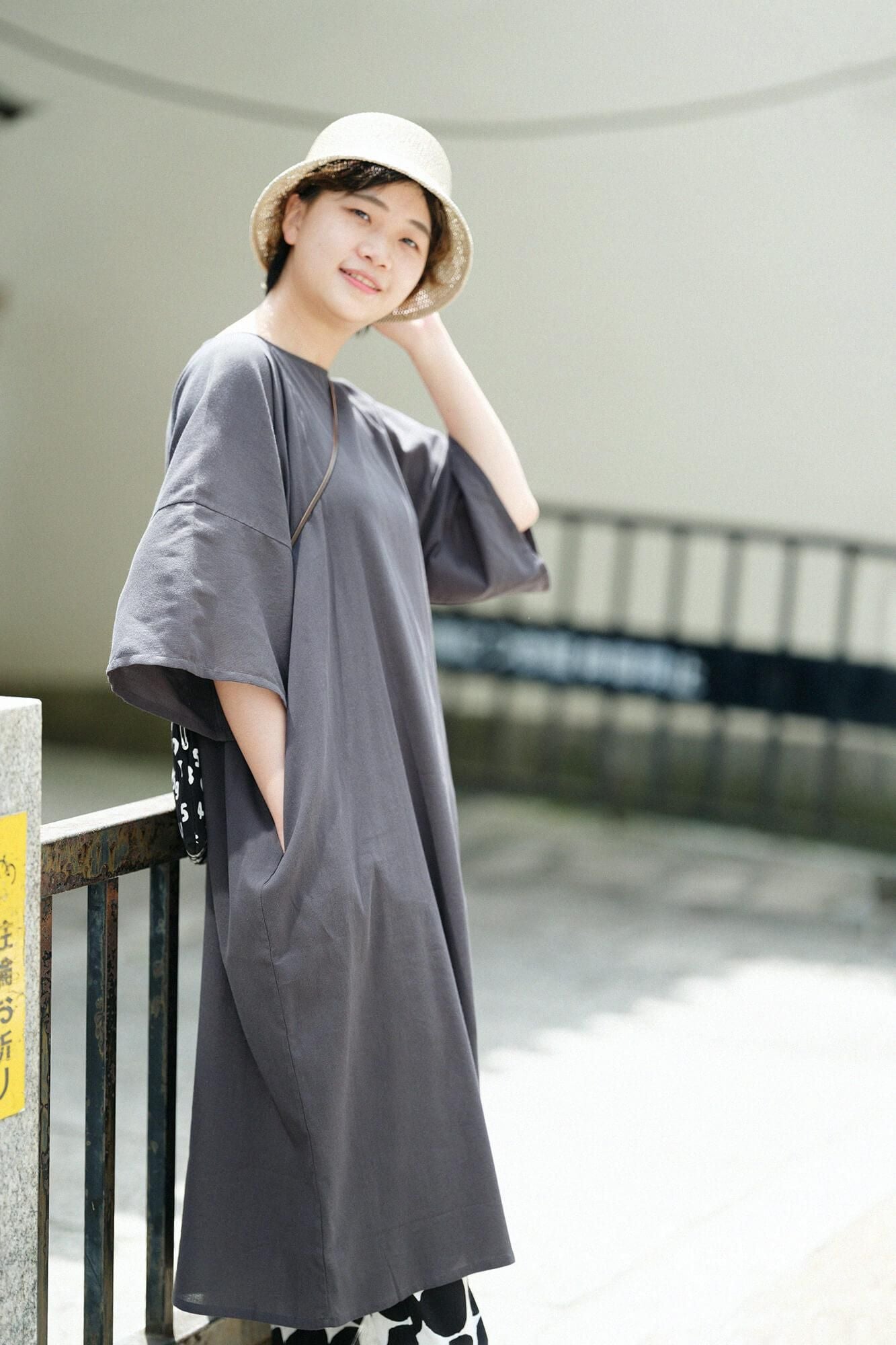 타카시마치지미 40/40 히라소데 보트넥 원피스／짙은 회색