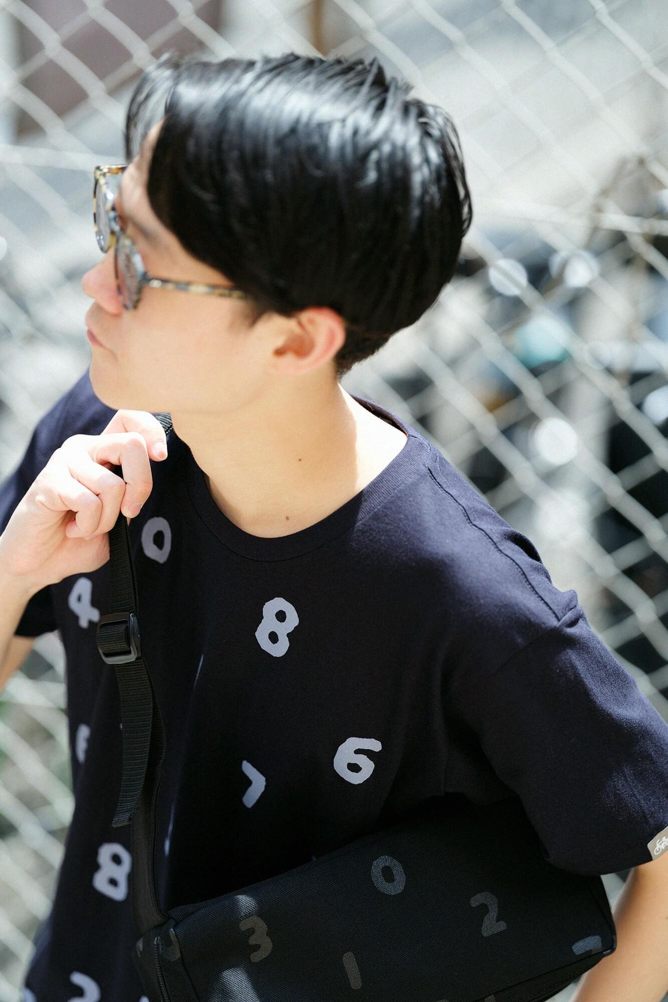 SO-SU-U Short Sleeve T-shirt [5.0]/ Navy