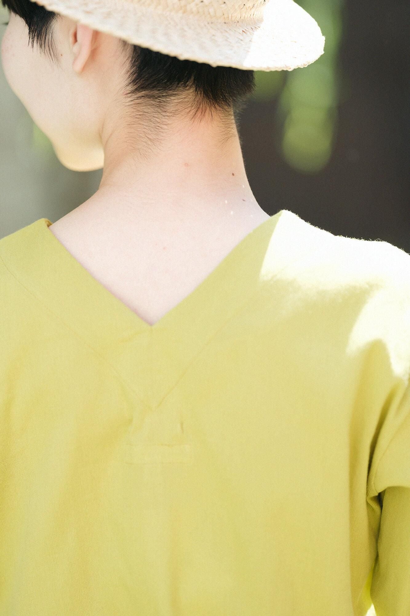 高島縮棉 40/40 V領上衣 六分袖／柳葉色