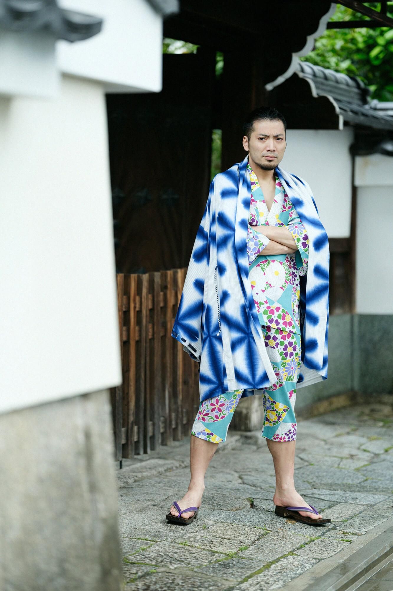 たばた絞り 綿麻 宮中袖（きゅうちゅうそで） 間（けん）単（ひとえ）／雪花（せっか） 濃紺（のうこん）